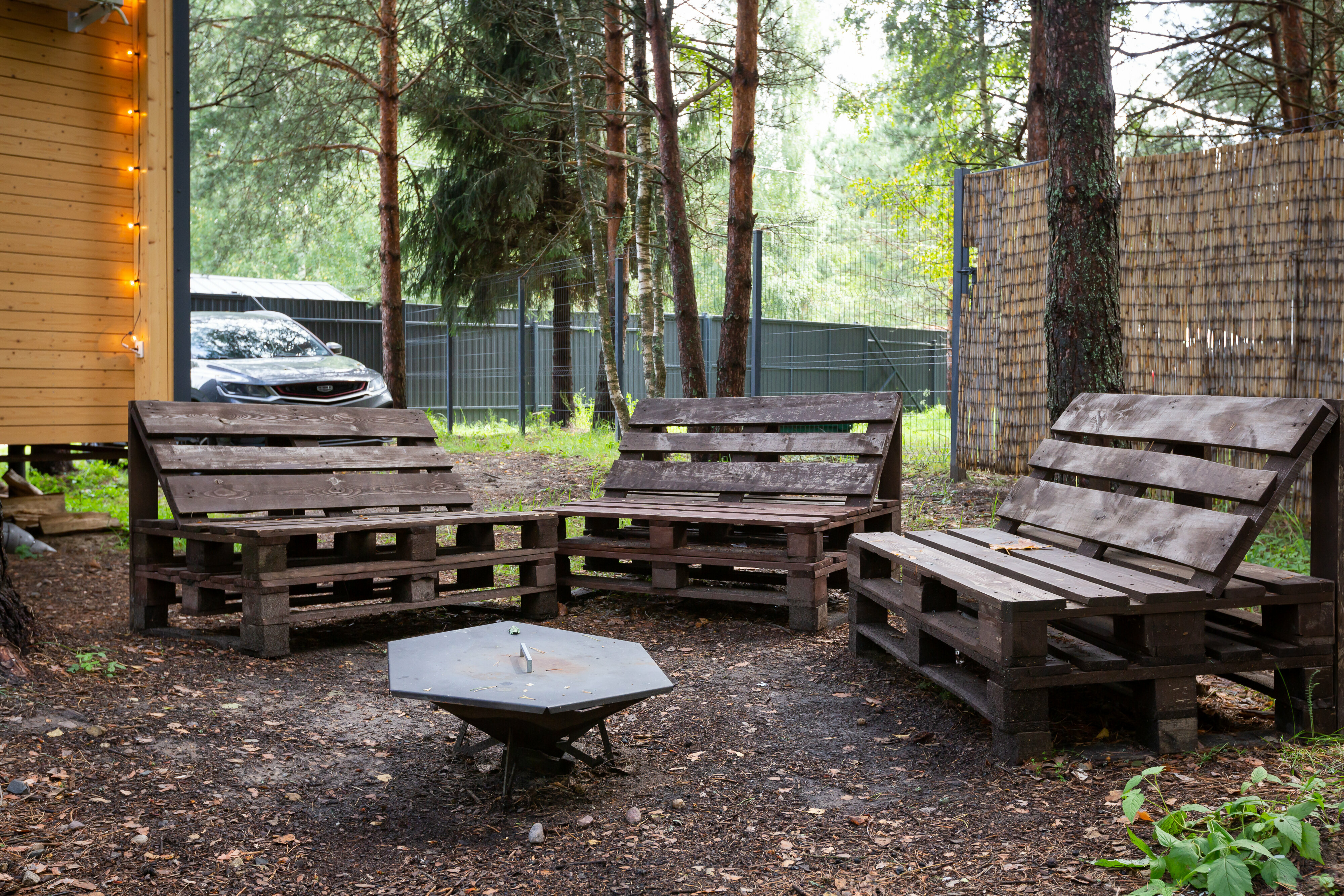 Коттедж с видом на лес