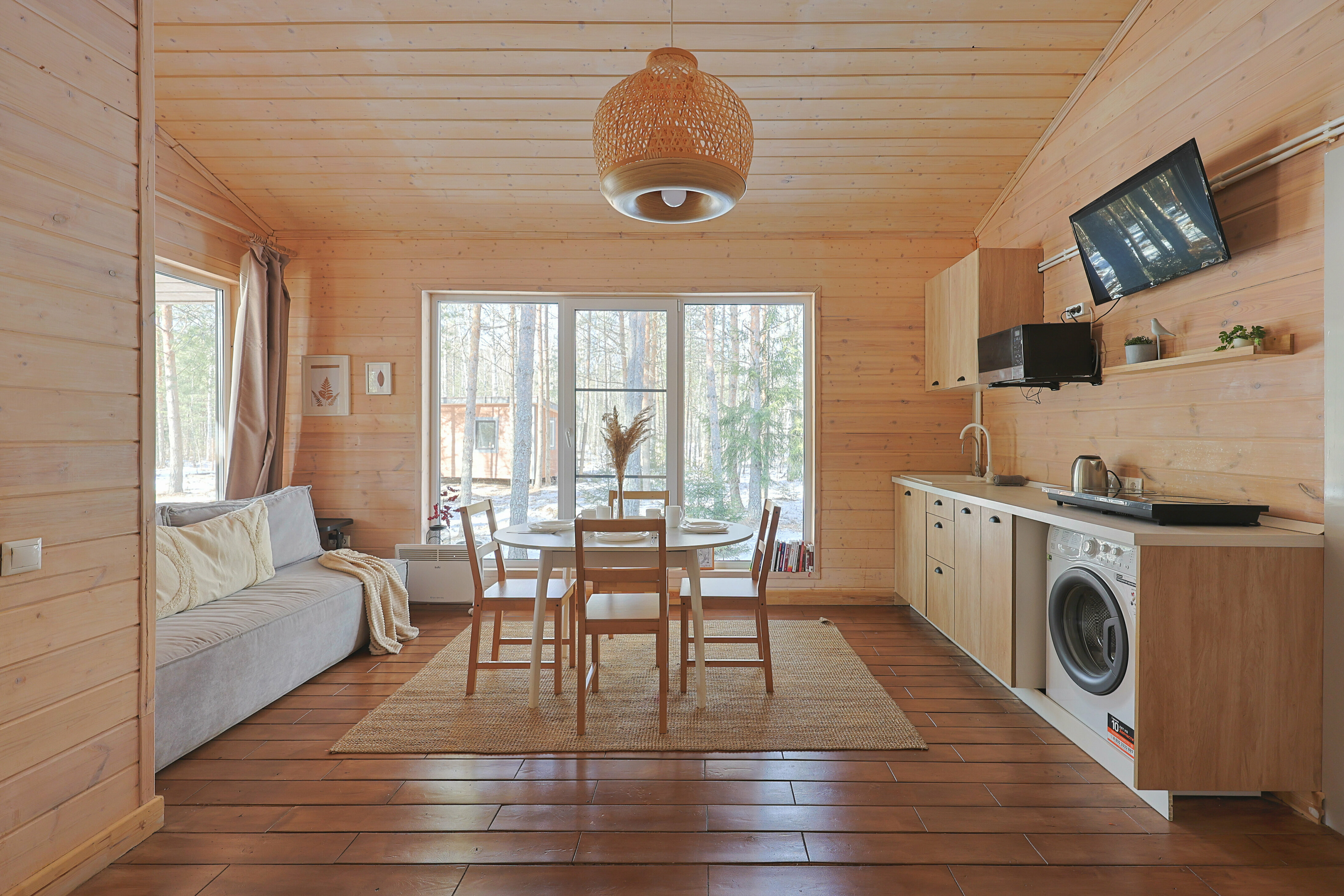 Коттедж с видом на лес