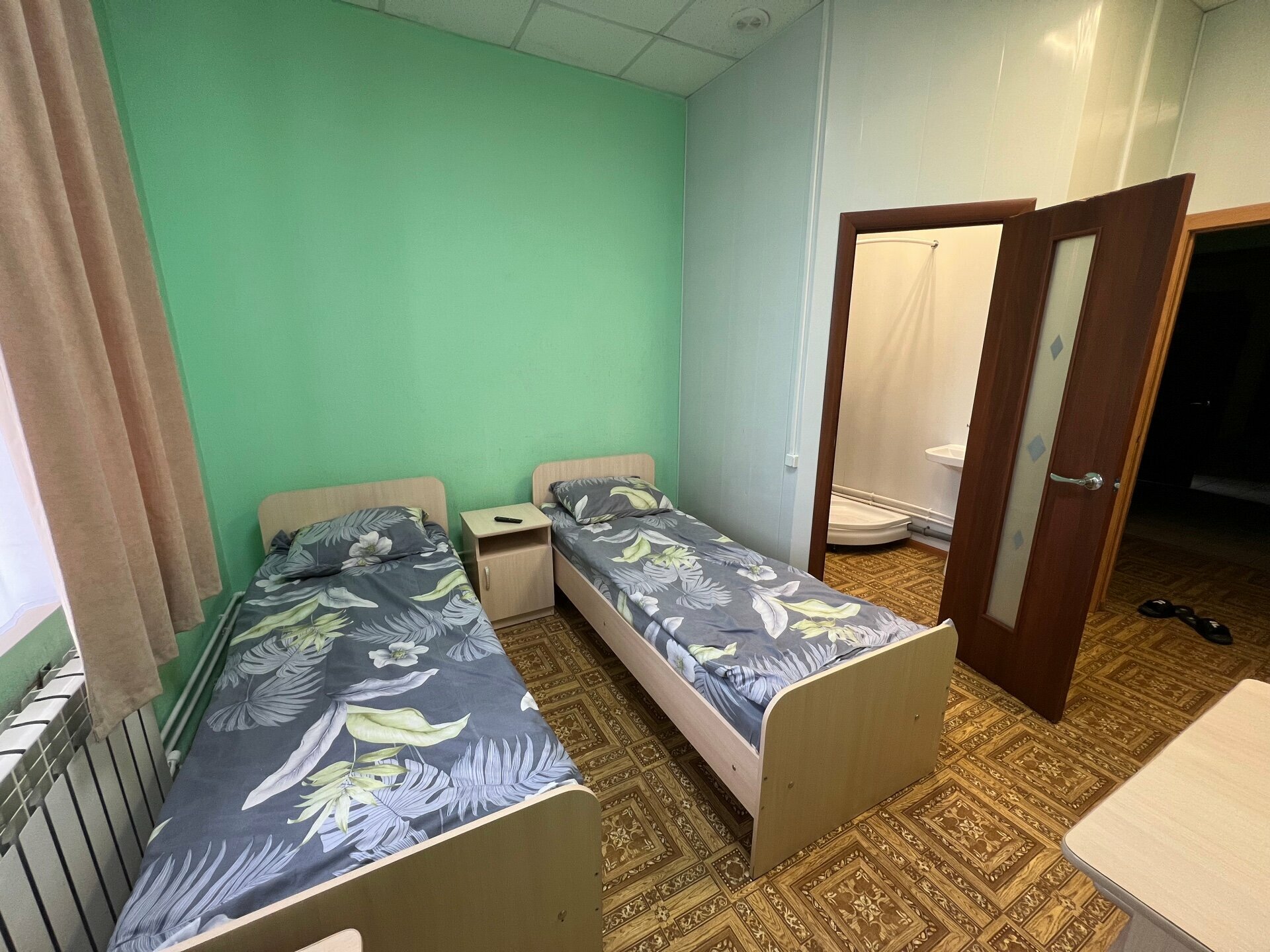 Двухместный номер с 2 двуспальными кроватями