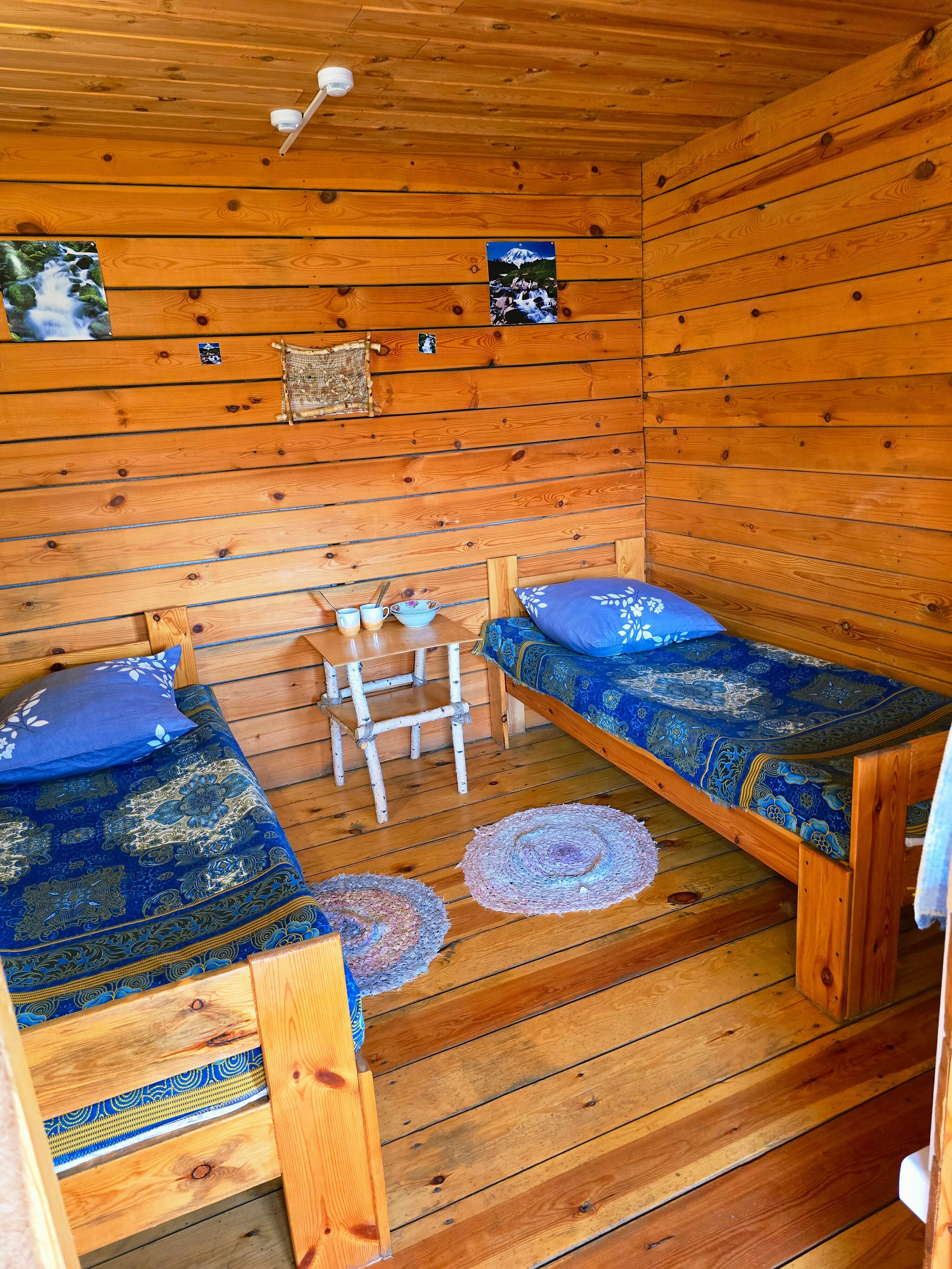 Комната в эко-домике с общим туалетом и душем