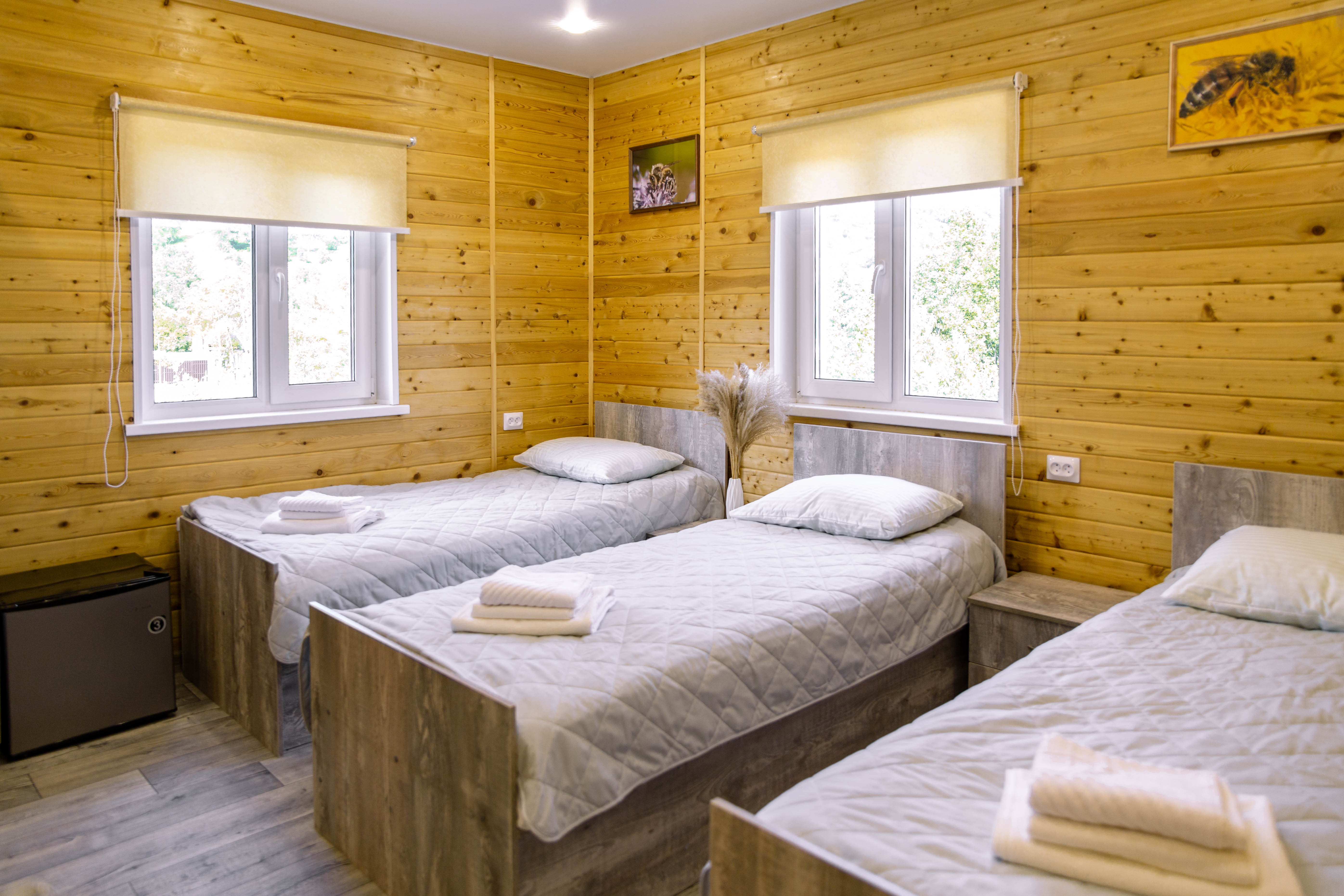 Коттедж 2 этажный с  6 спальнями