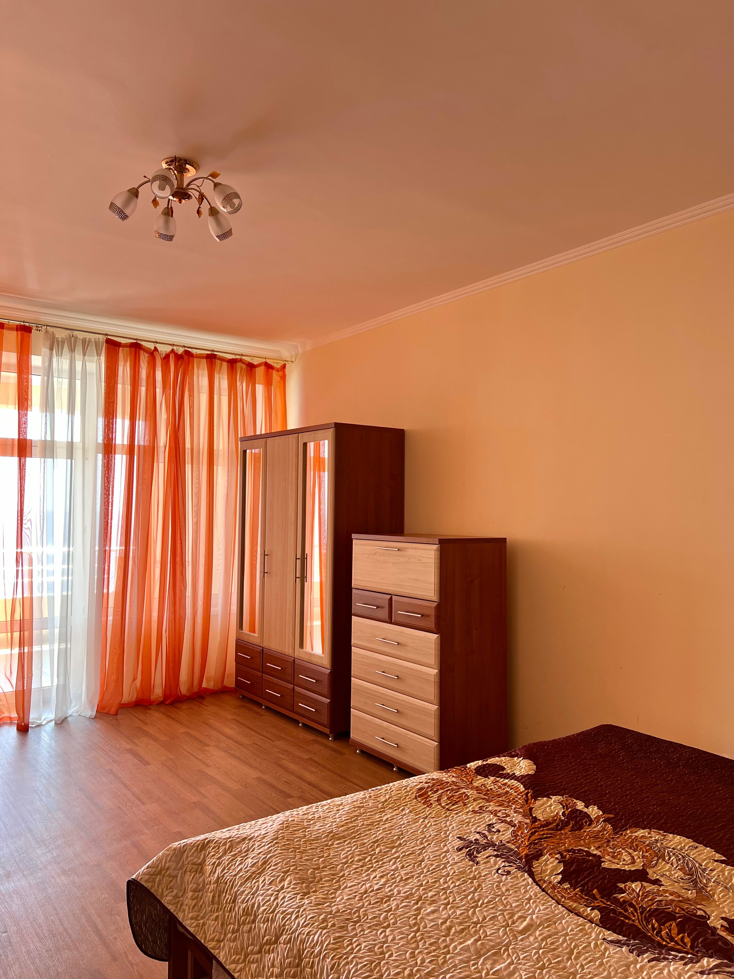 Улучшенный трехместный номер с видом на море