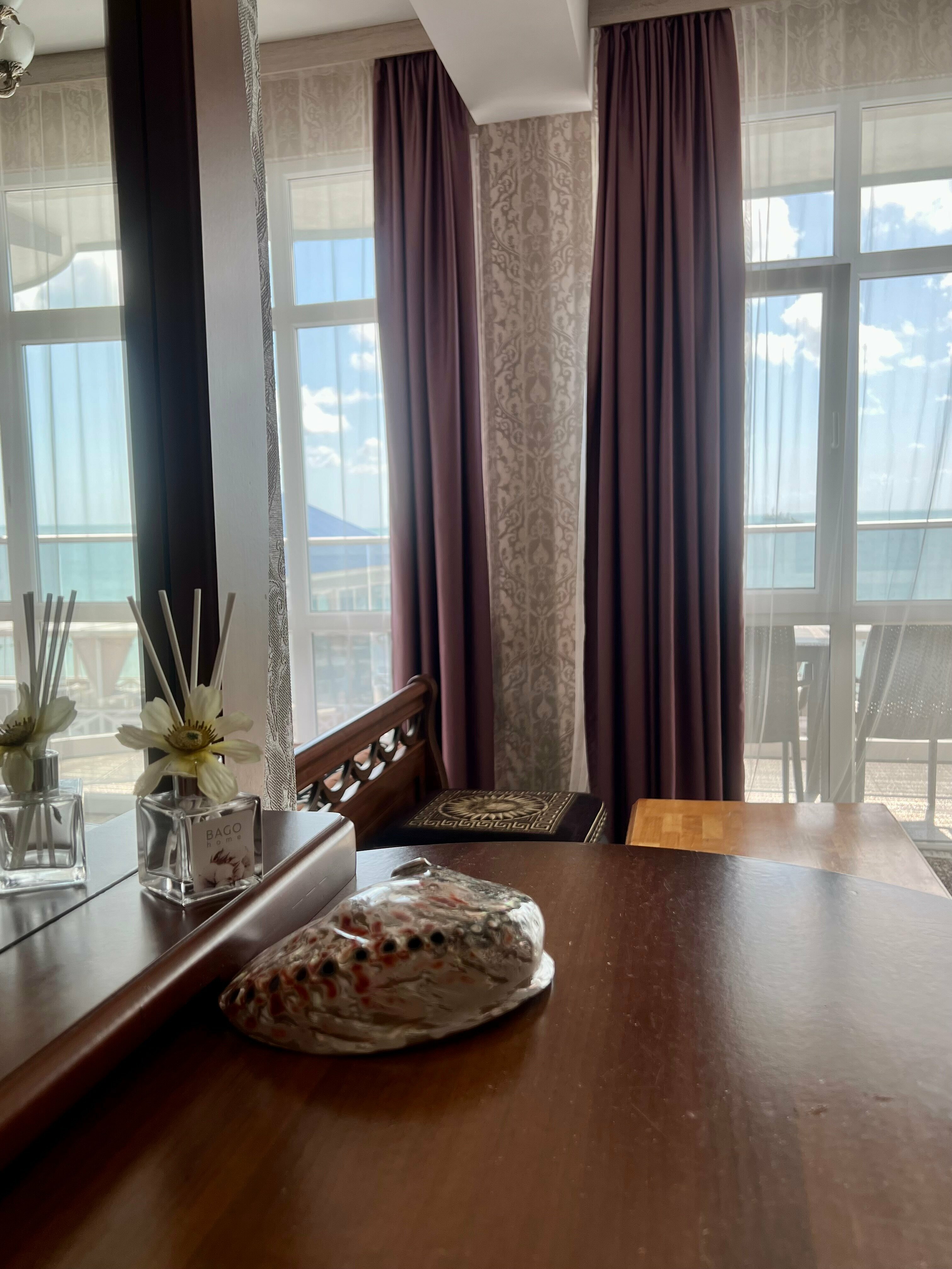 Комфорт+ с балконом прямой вид на море