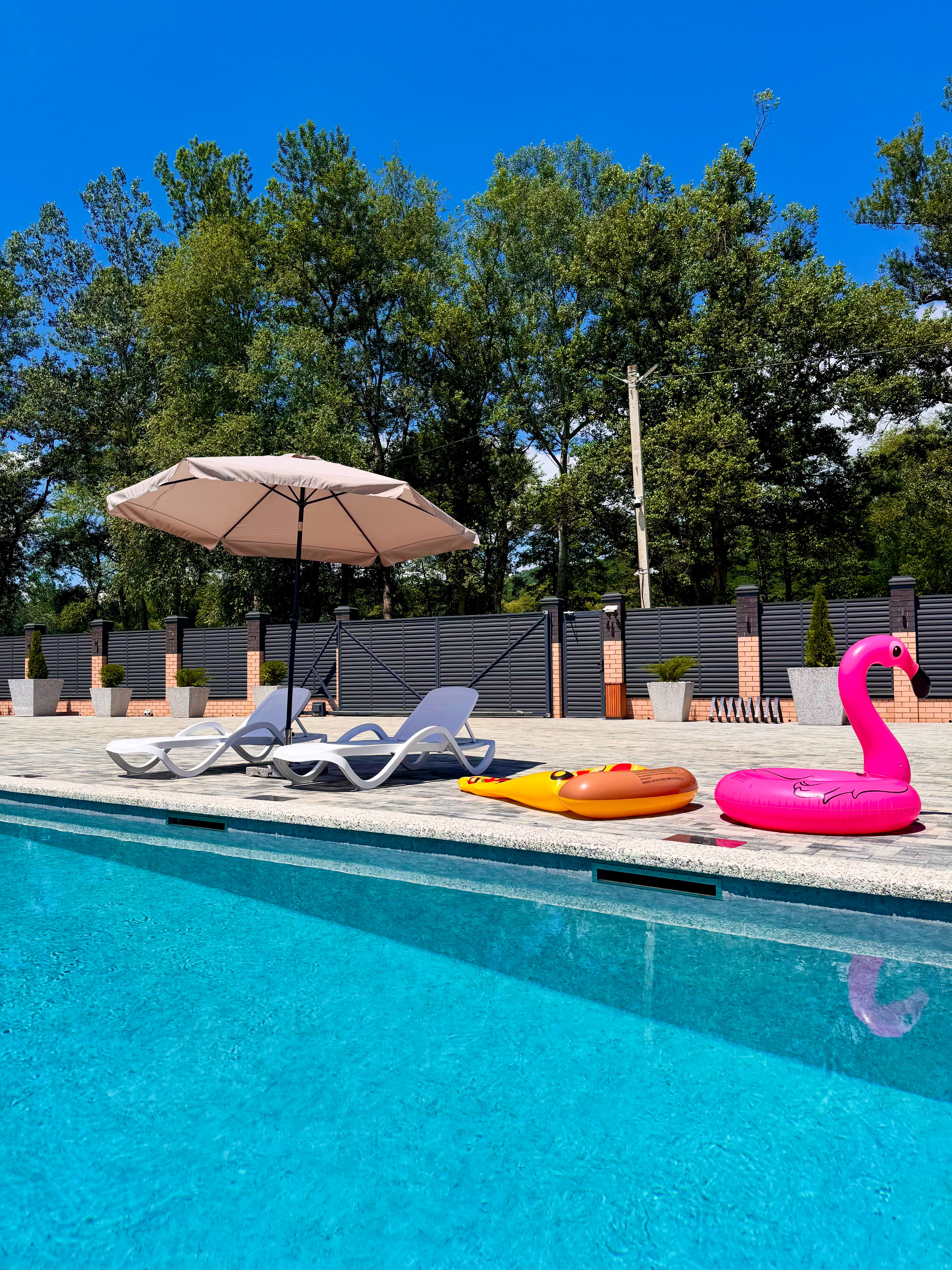 Четырехместный номер с балконом