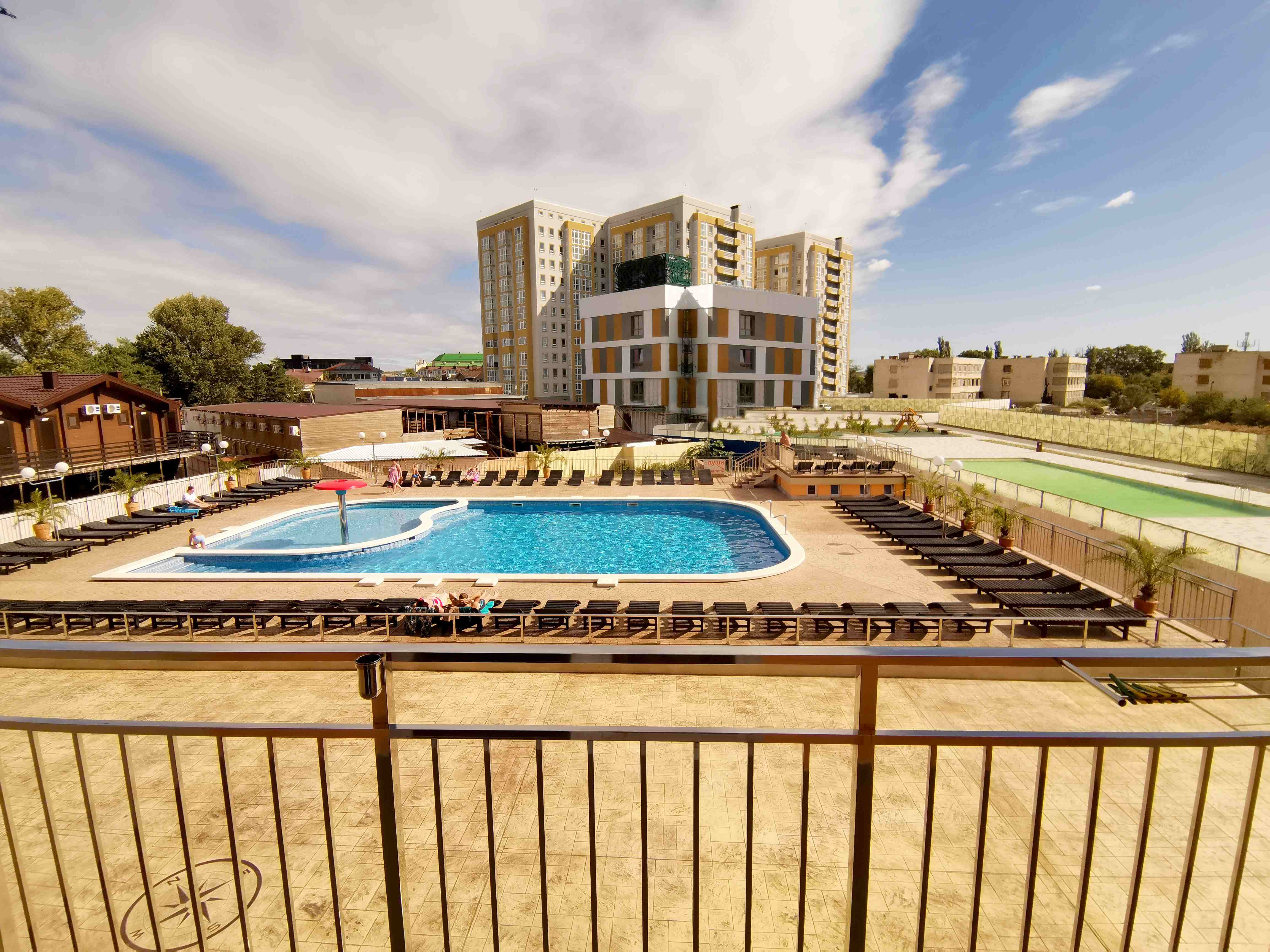 Улучшенный четырехместный номер