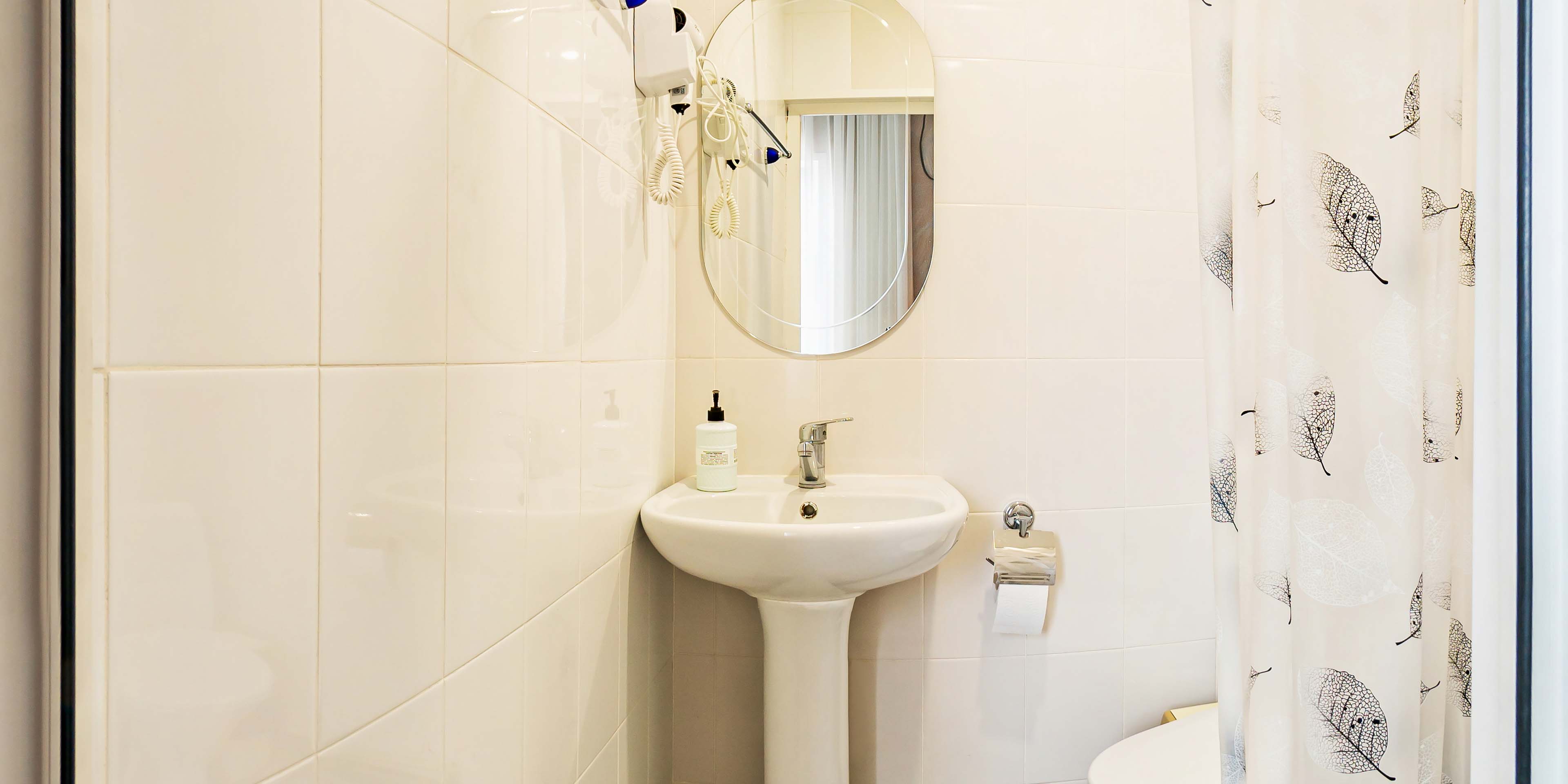 Улучшенный четырехместный номер