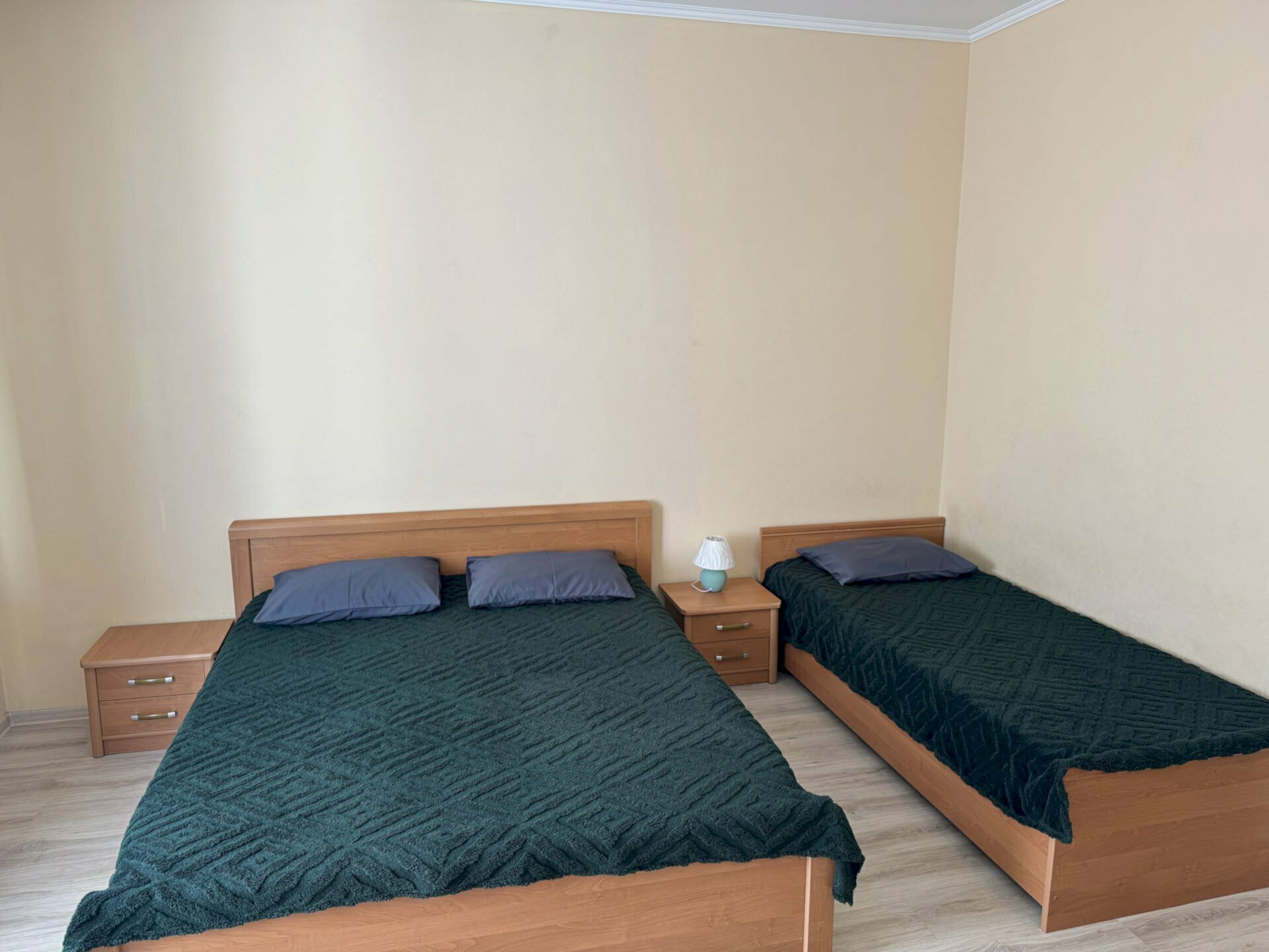 08 3-х местный Стандарт с балконом 2-й этаж