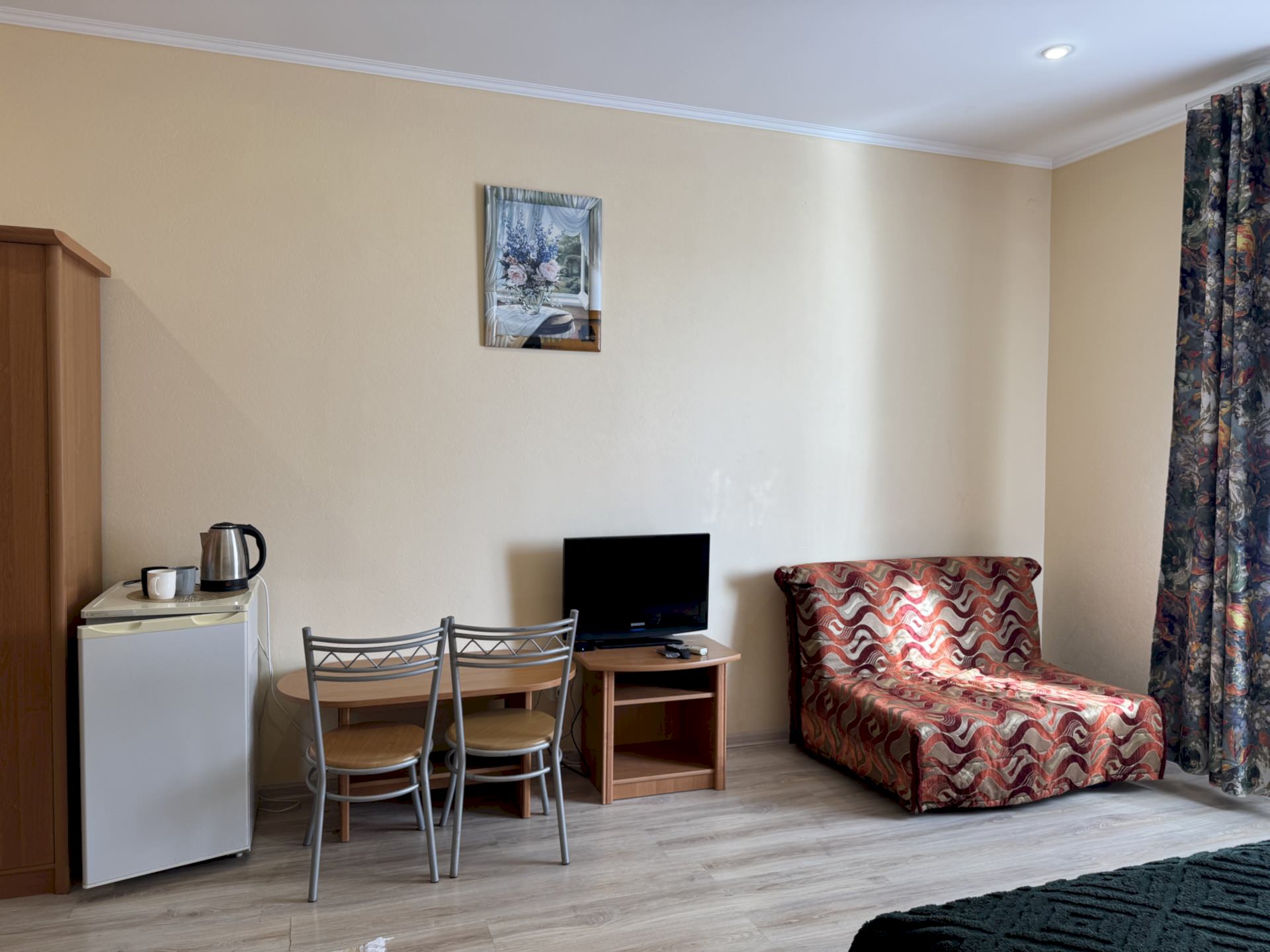 08 3-х местный Стандарт с балконом 2-й этаж