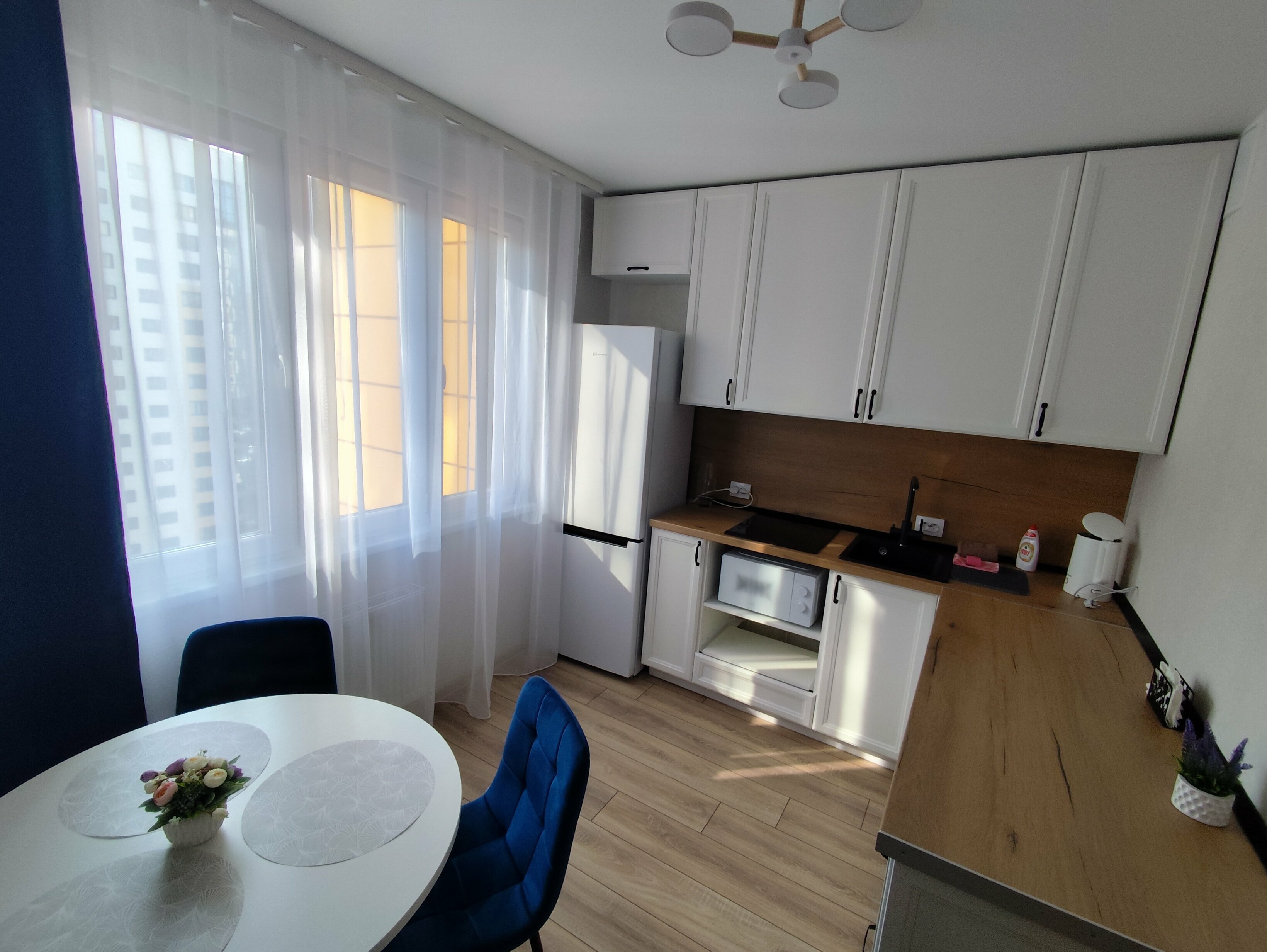 2-комнатные Апартаменты, Пескова 3