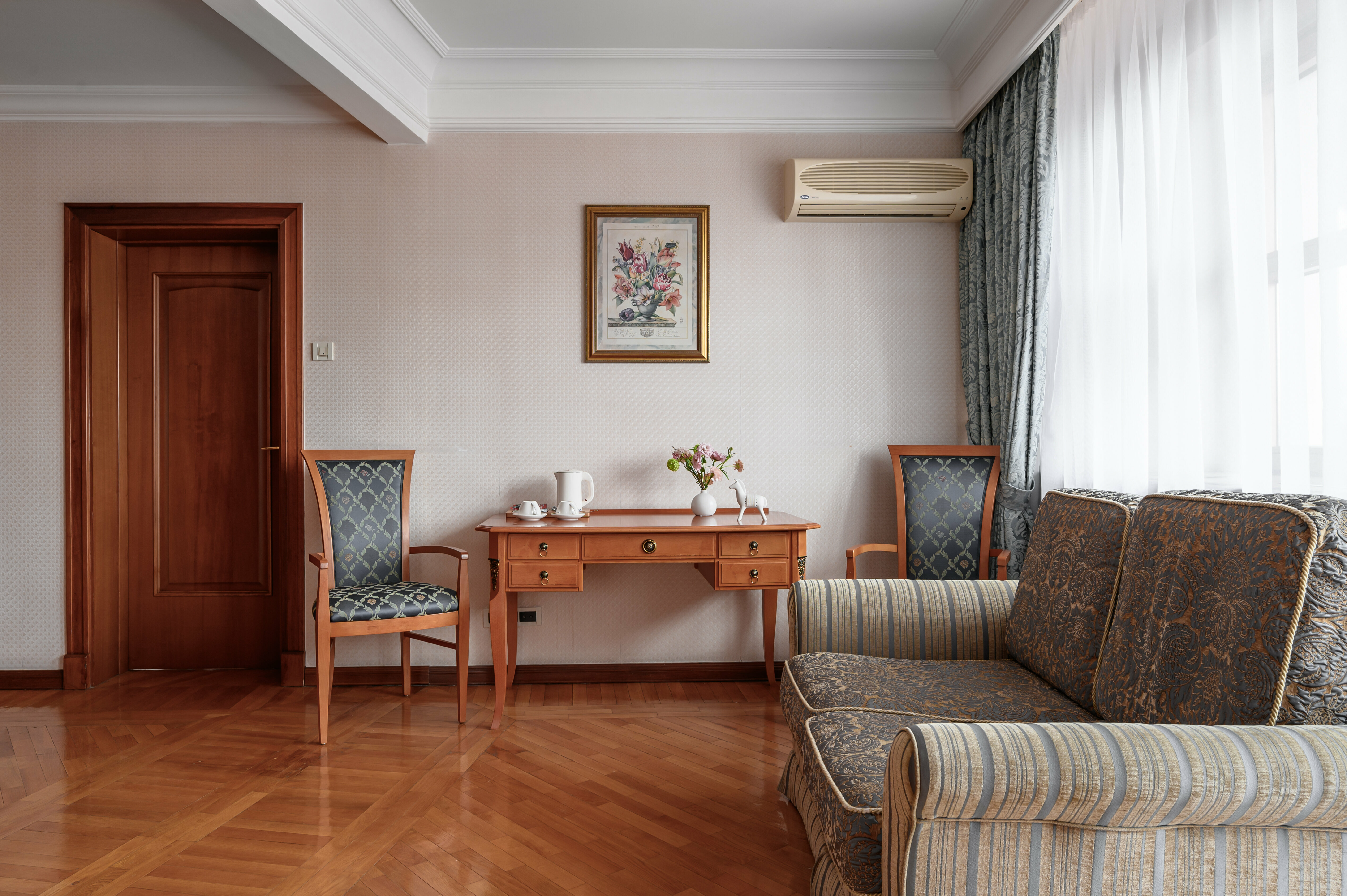 Улучшенный люкс