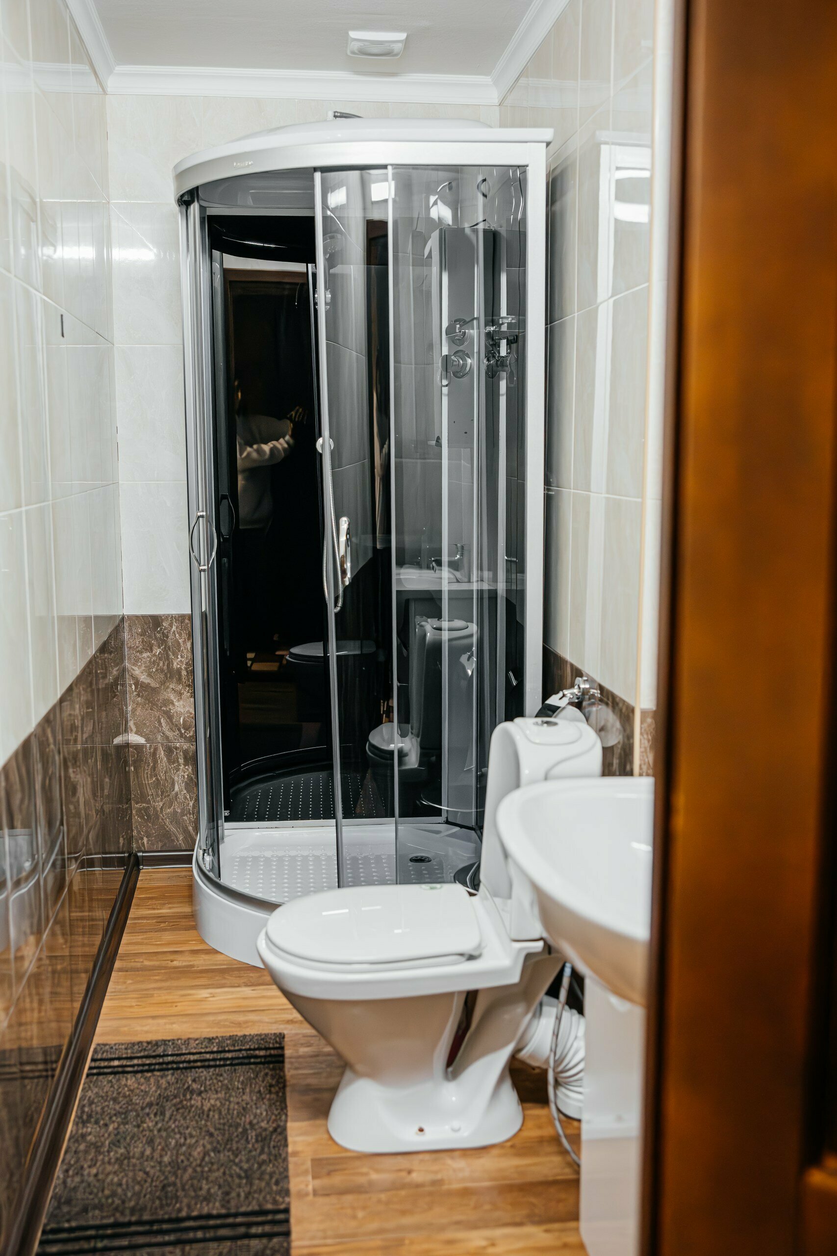 Двухместный номер с двуспальной кроватью и дополнительным местом