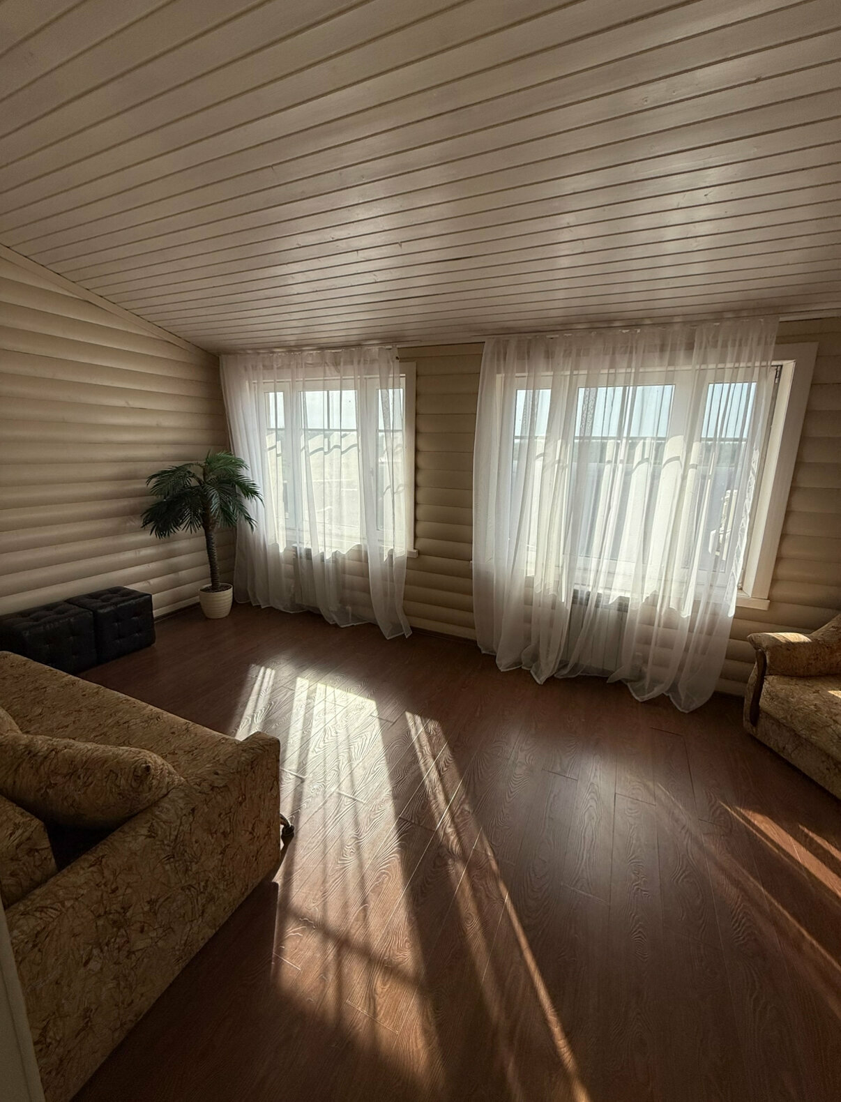 Семейный номер с балконом