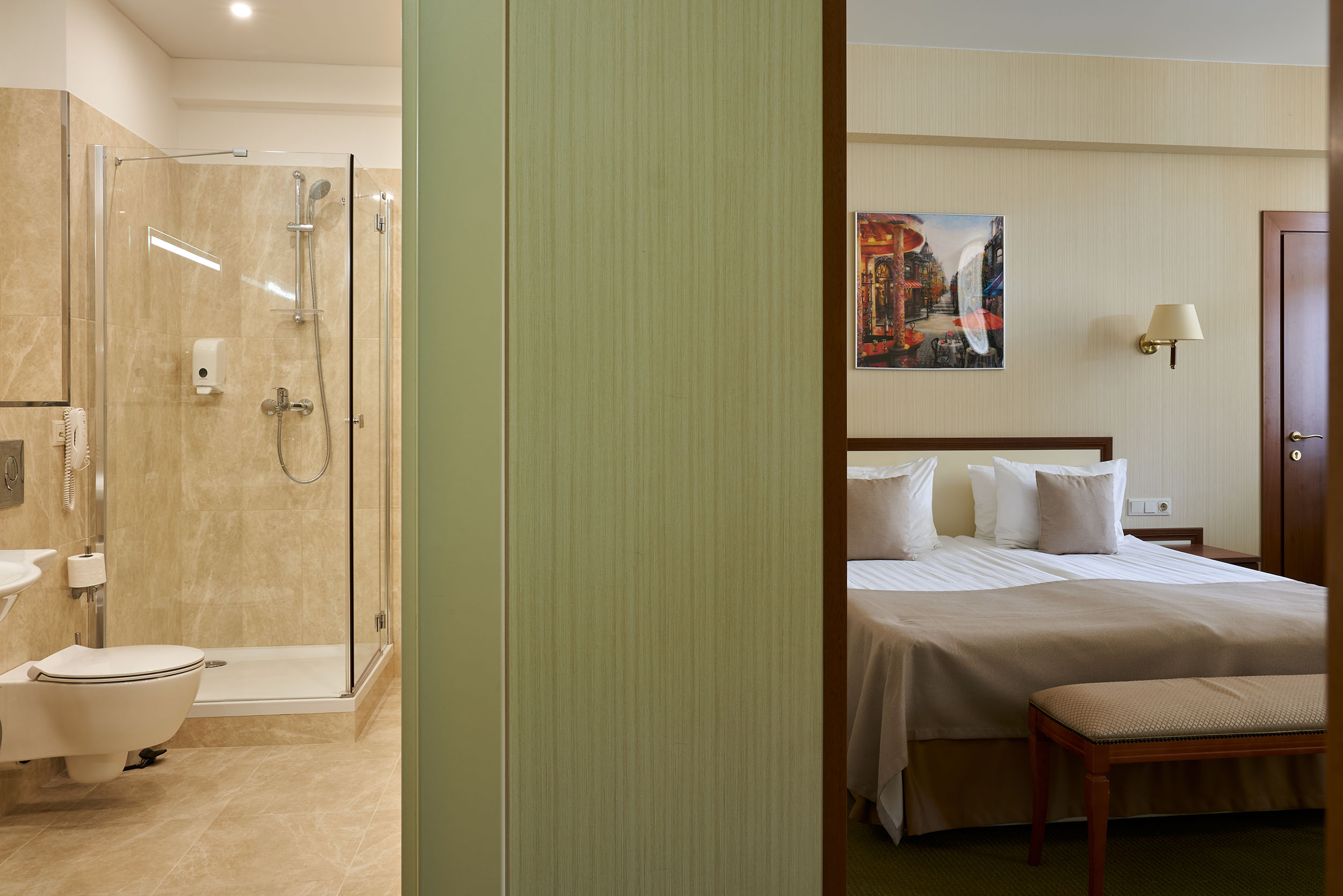 Полулюкс Панорамный Грей Инн