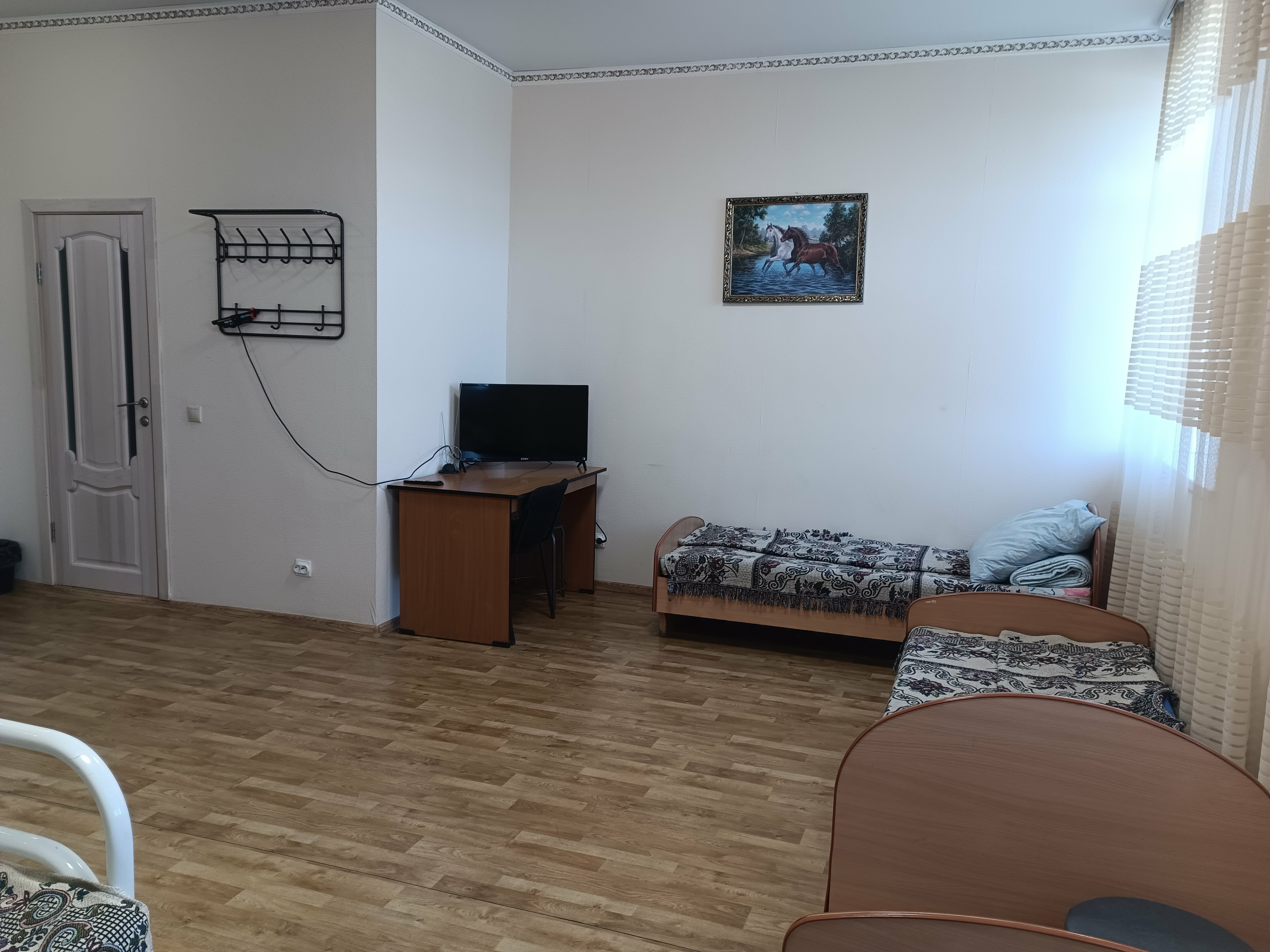 Общий 6-местный номер для мужчин и женщин