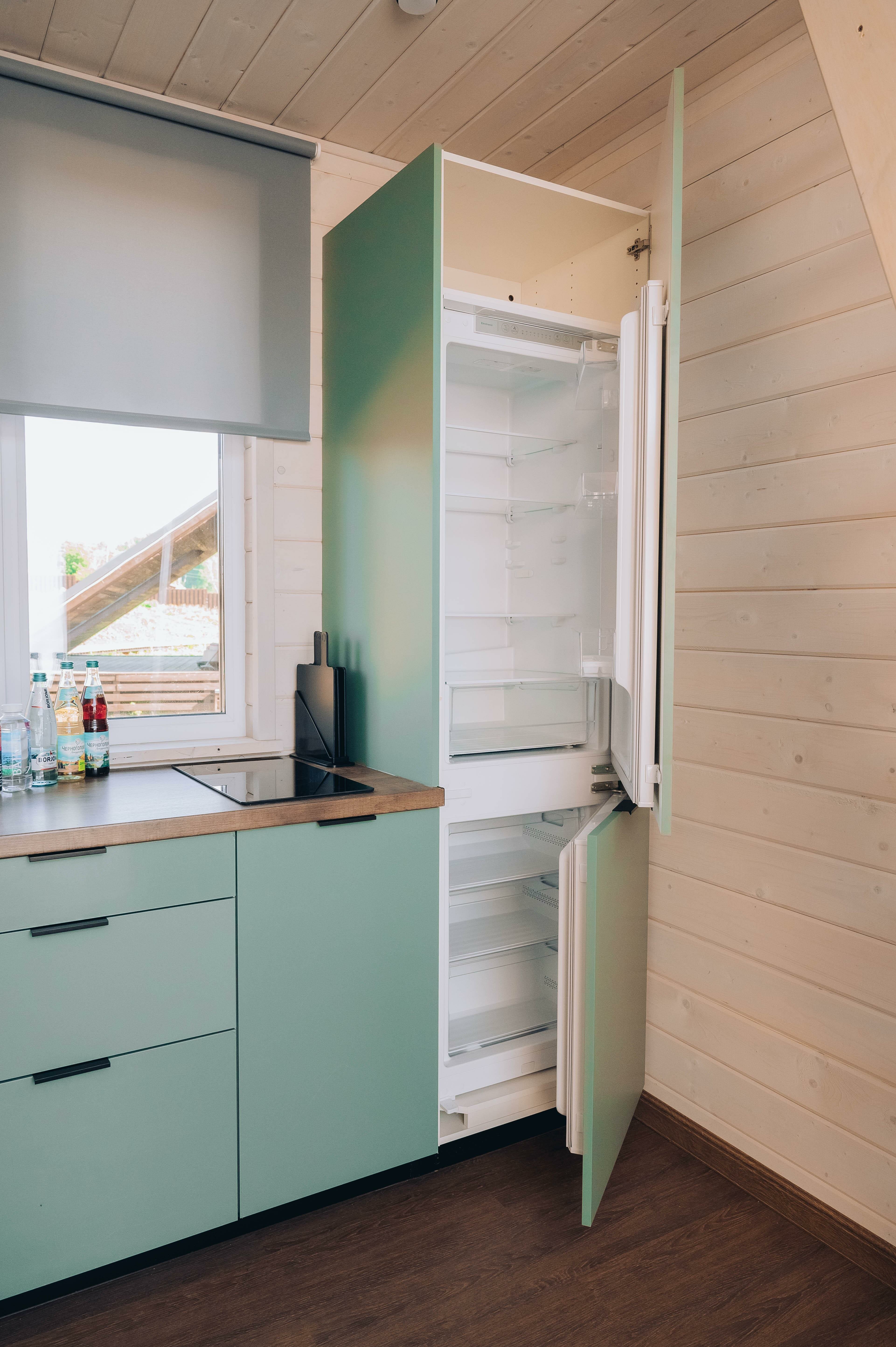 Дом с балконом