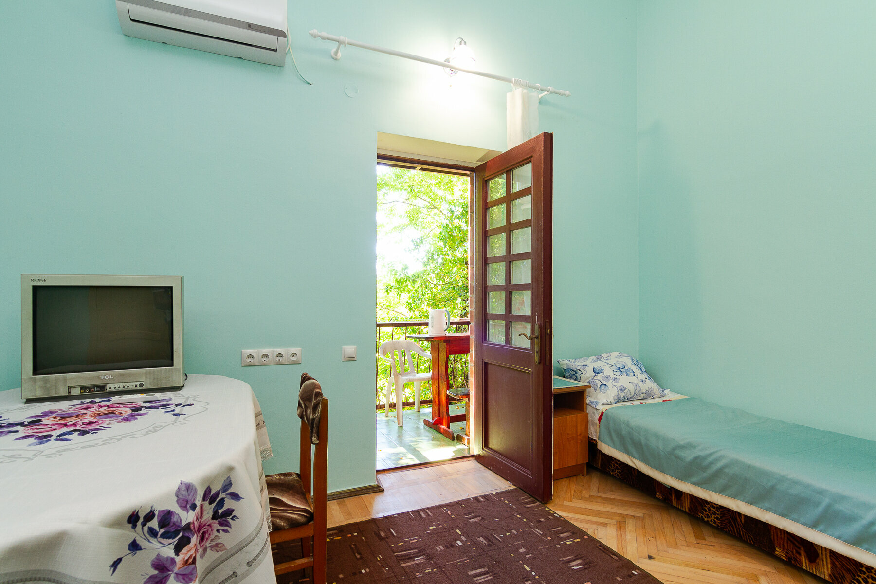 Семейный номер с балконом