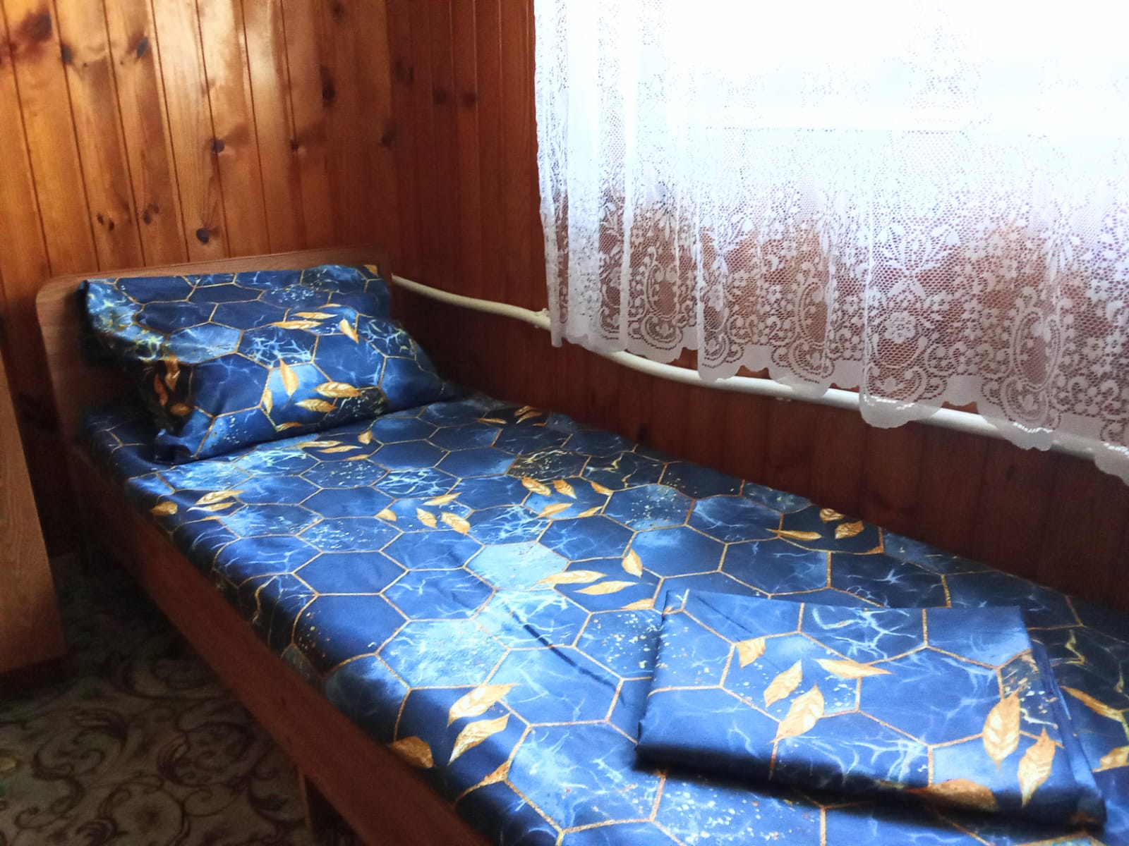 Трехместный номер эконом-класса