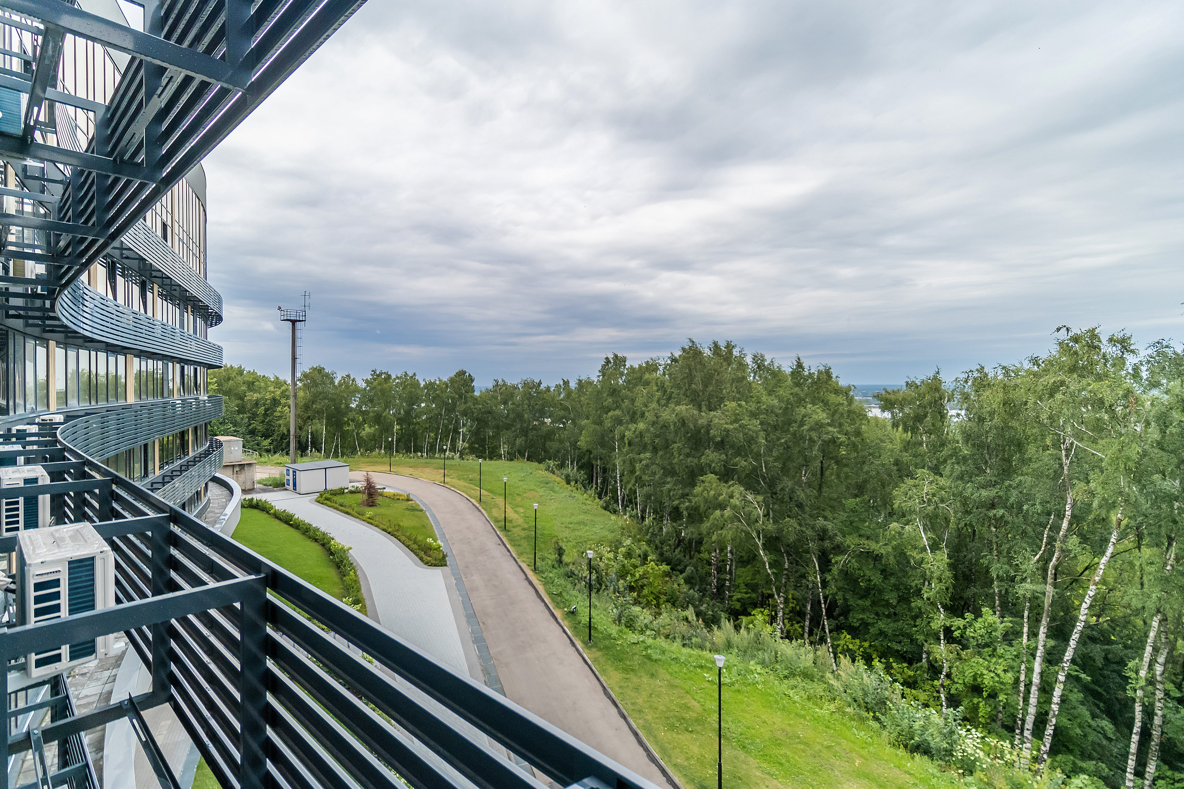 La Prima с видом на лес