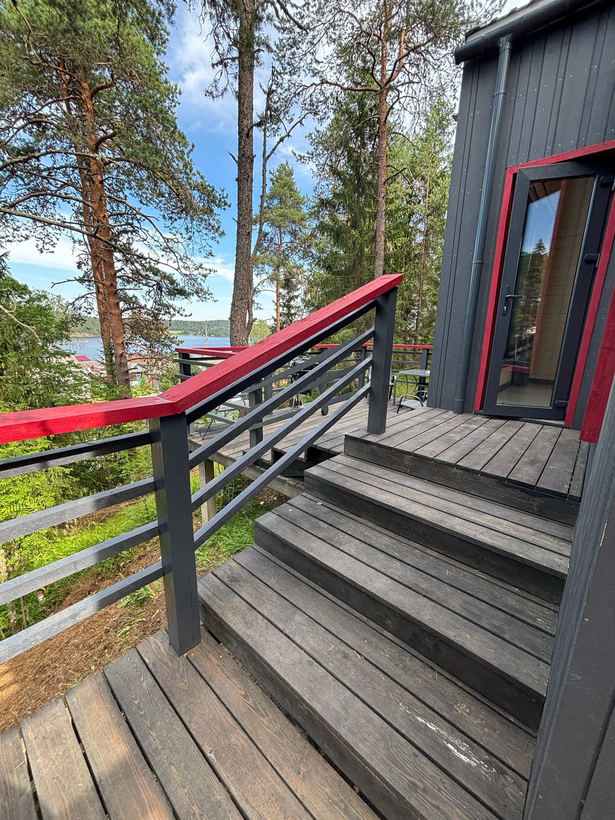 Коттедж с видом на озеро