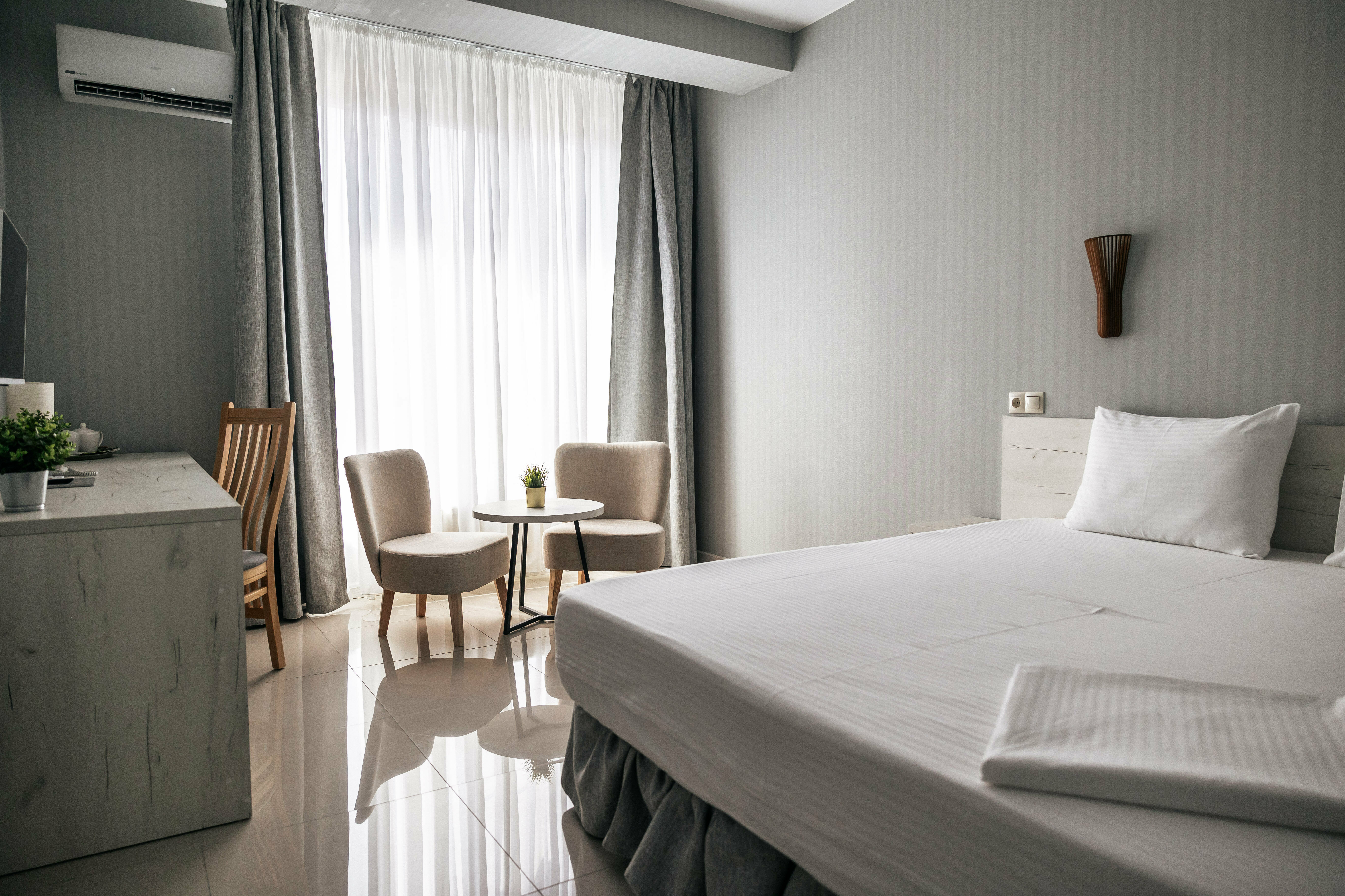 Двухместный номер с 1 кроватью или 2 отдельными кроватями и собственной ванной комнатой