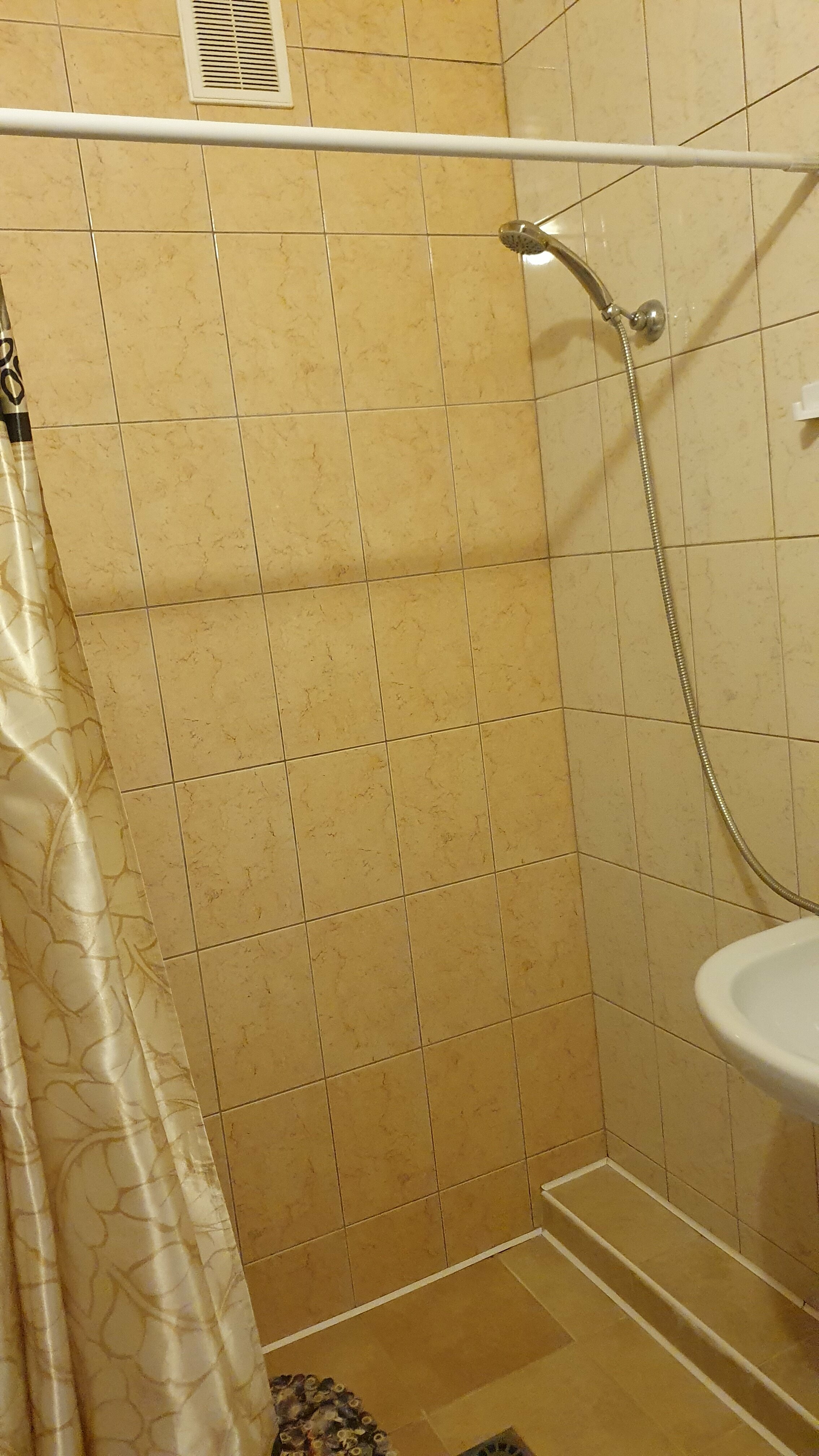 Номер с кроватью размера «queen-size»