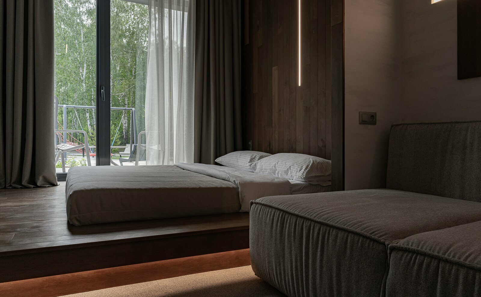 Дождь с террасой