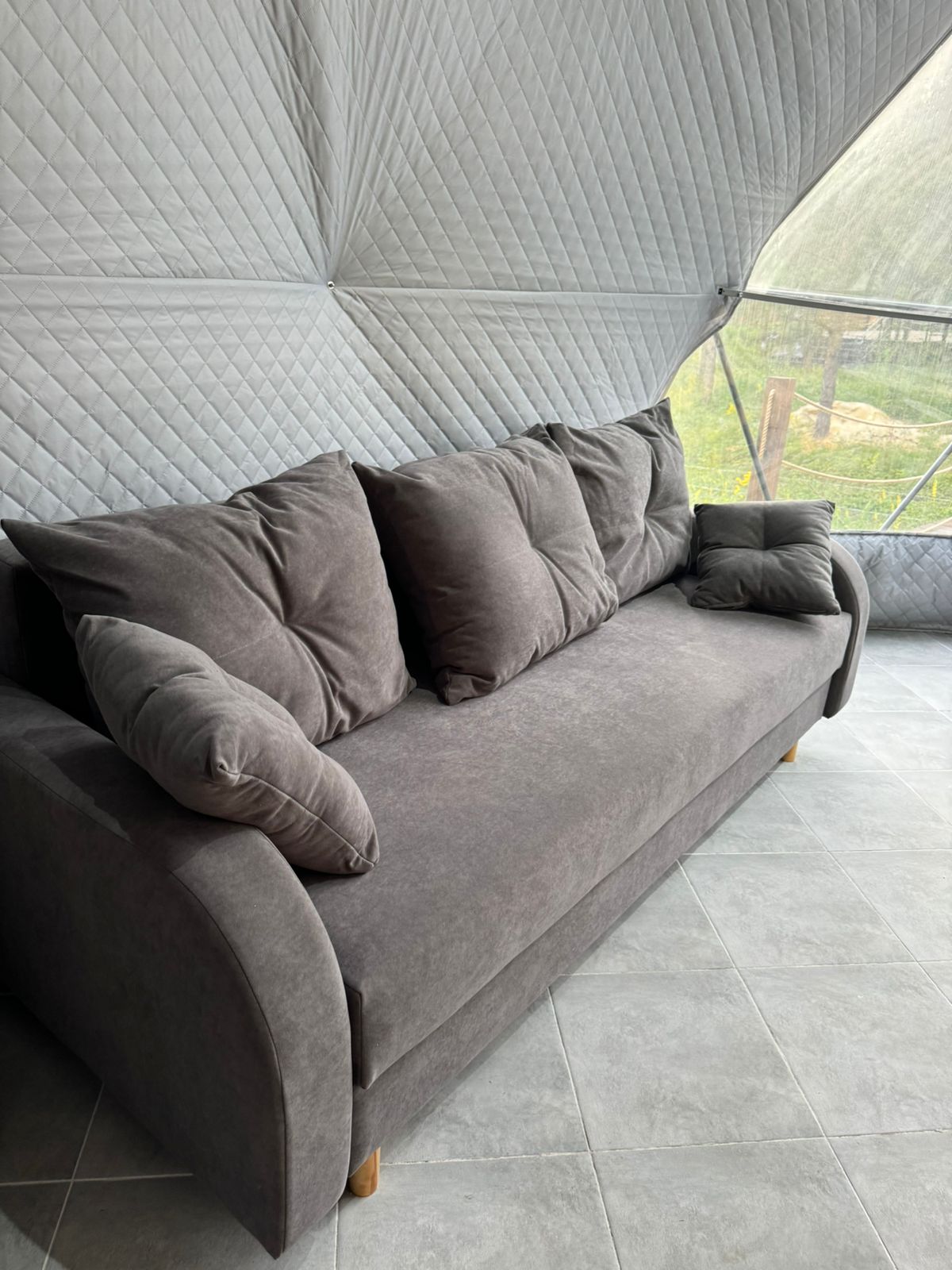 Двухуровневый четырехместный номер