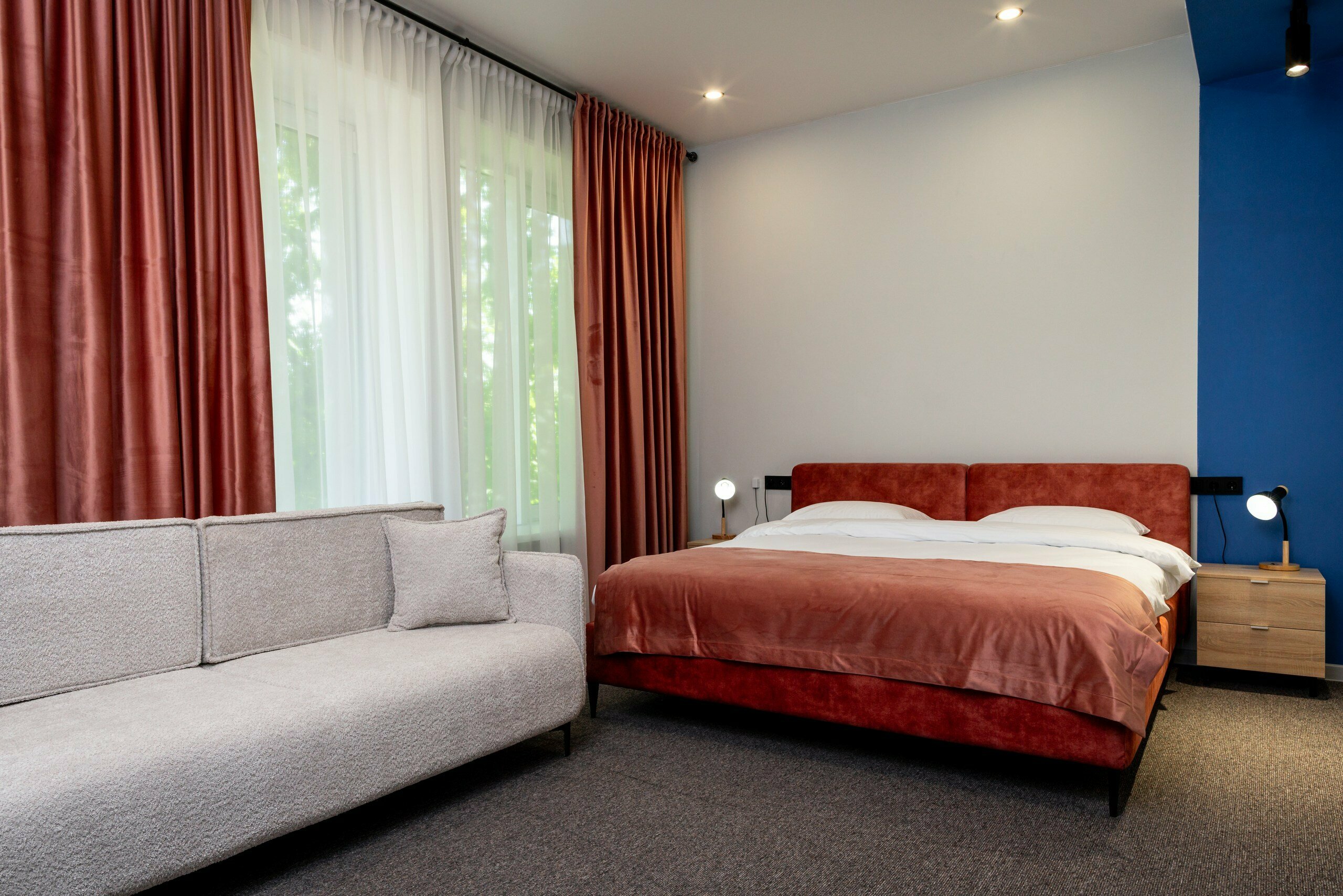 Улучшенный номер с кроватью размера «king-size»