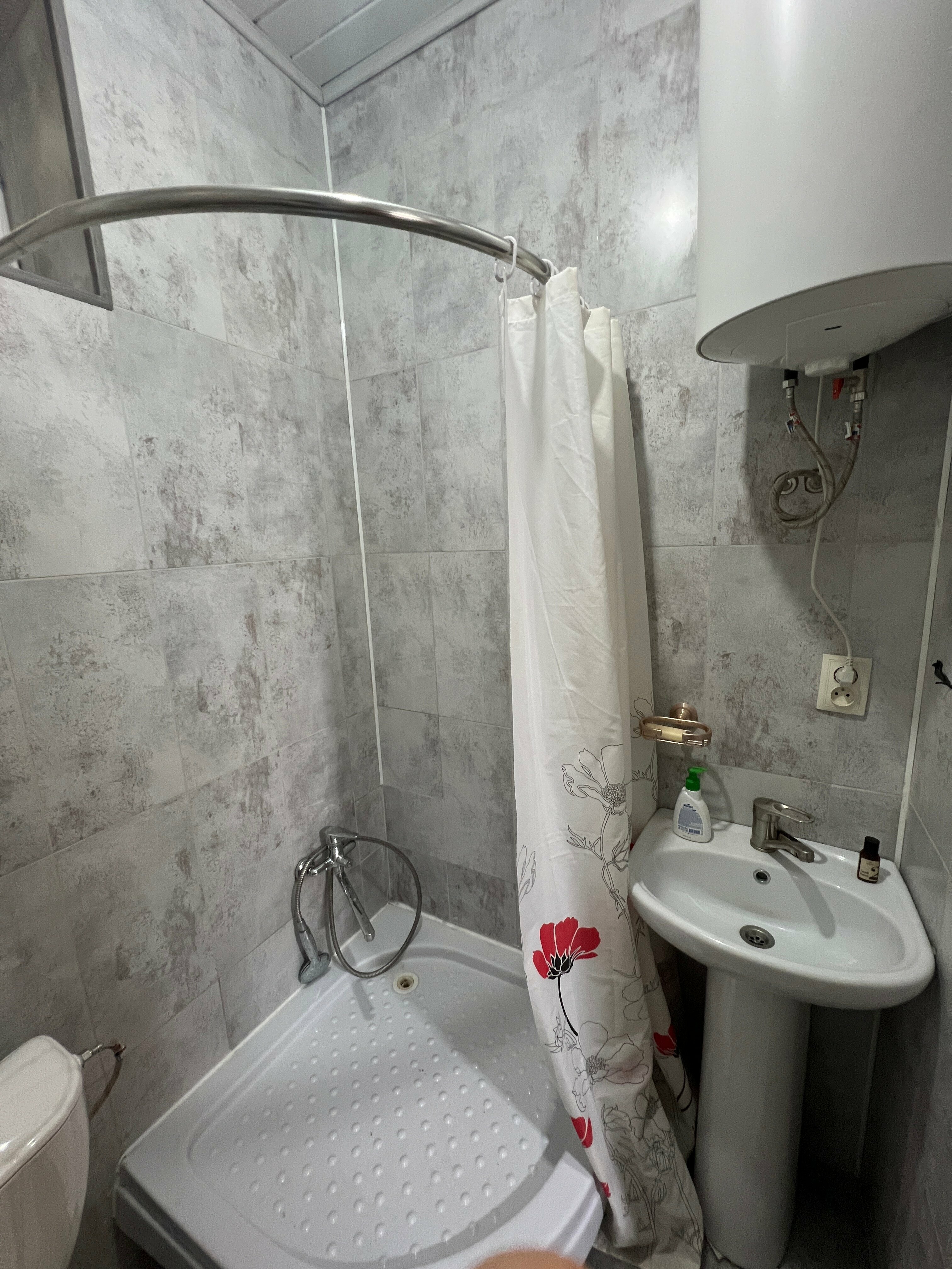 Двухместный номер с 2 отдельными кроватями и окном