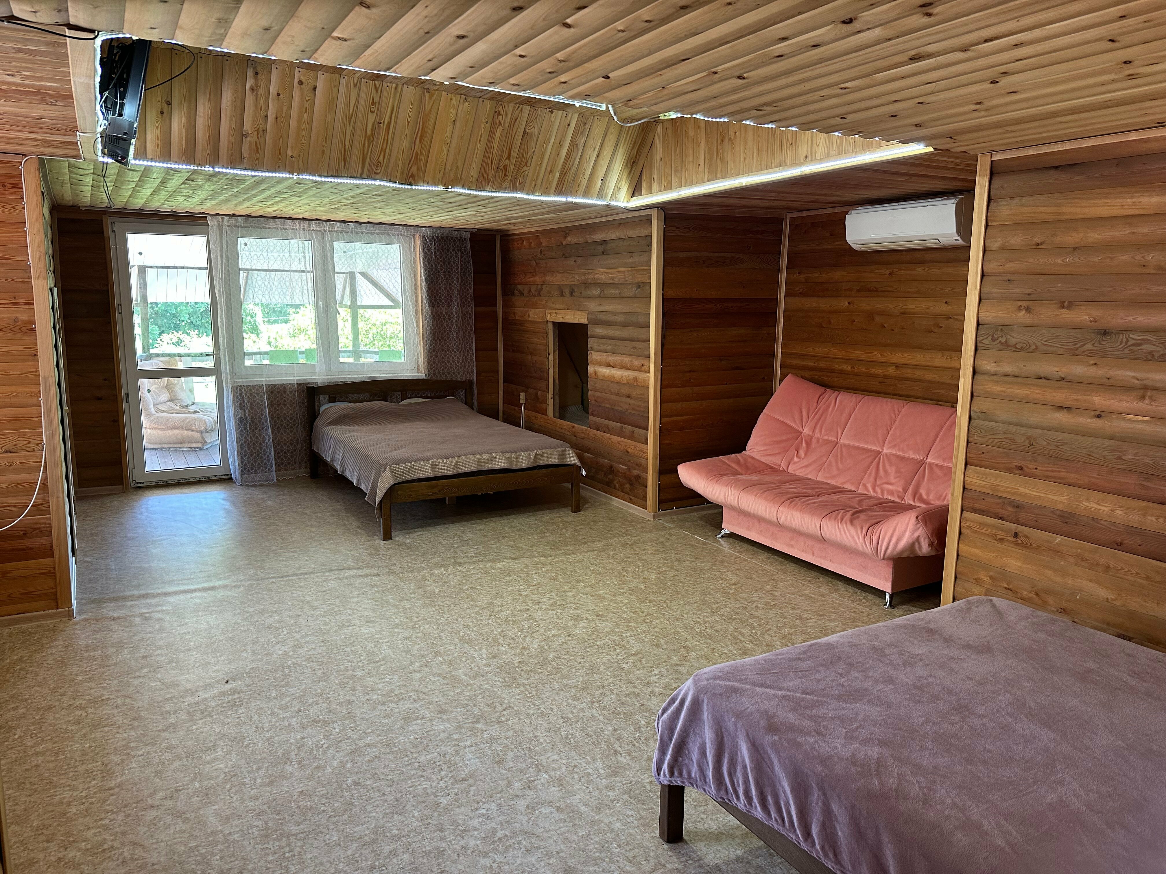 Семейный эконом с общим санузлом и душевой