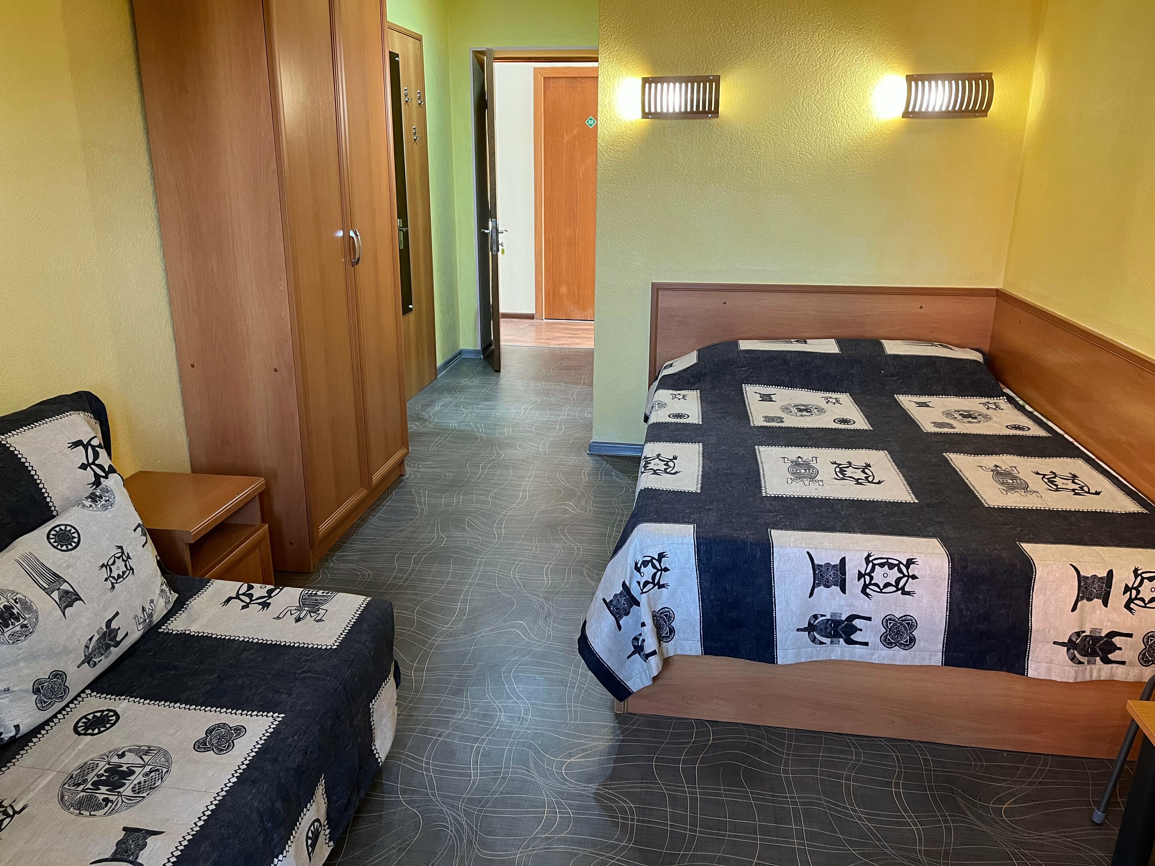 Семейный номер с балконом