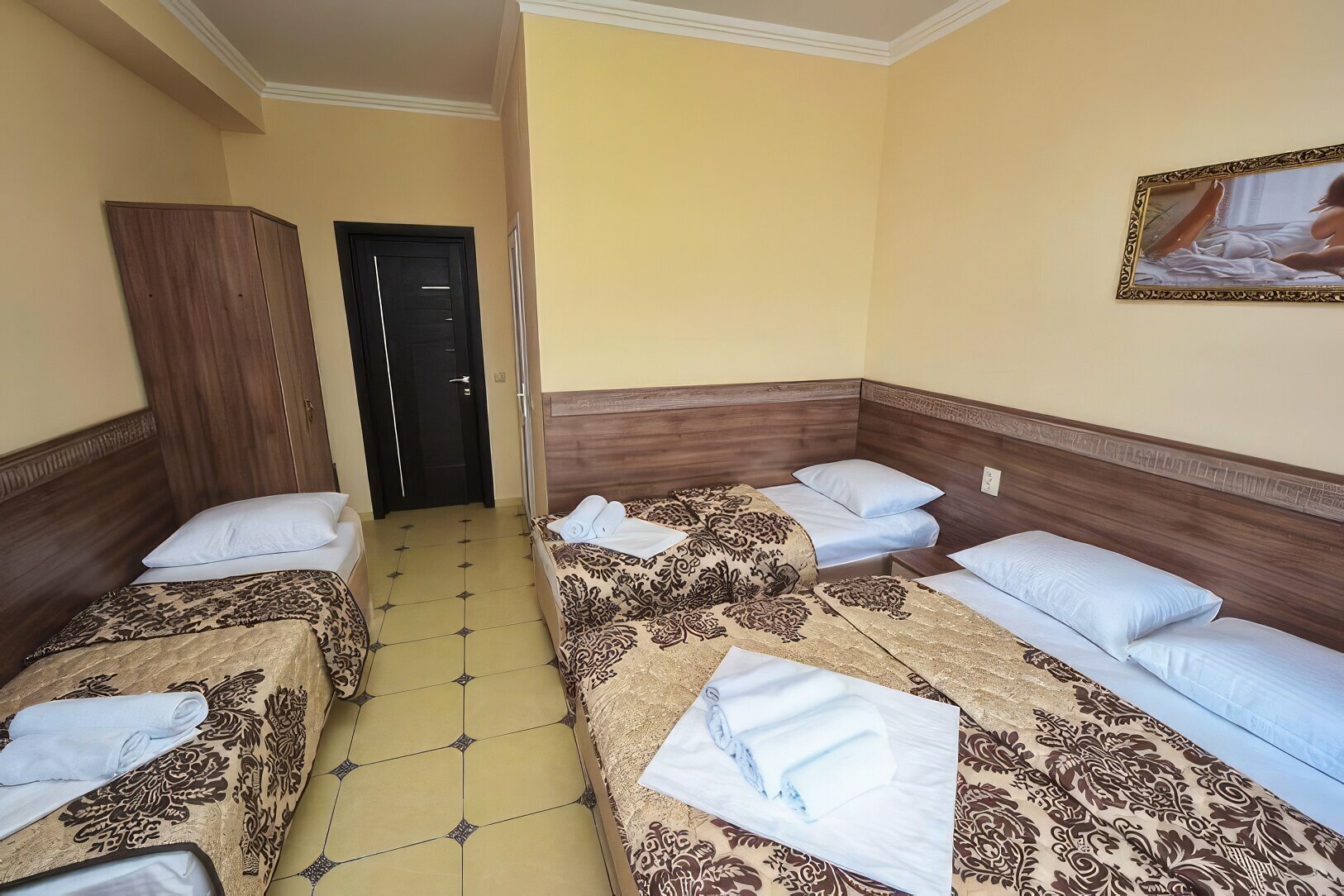 Четырехместный номер с балконом