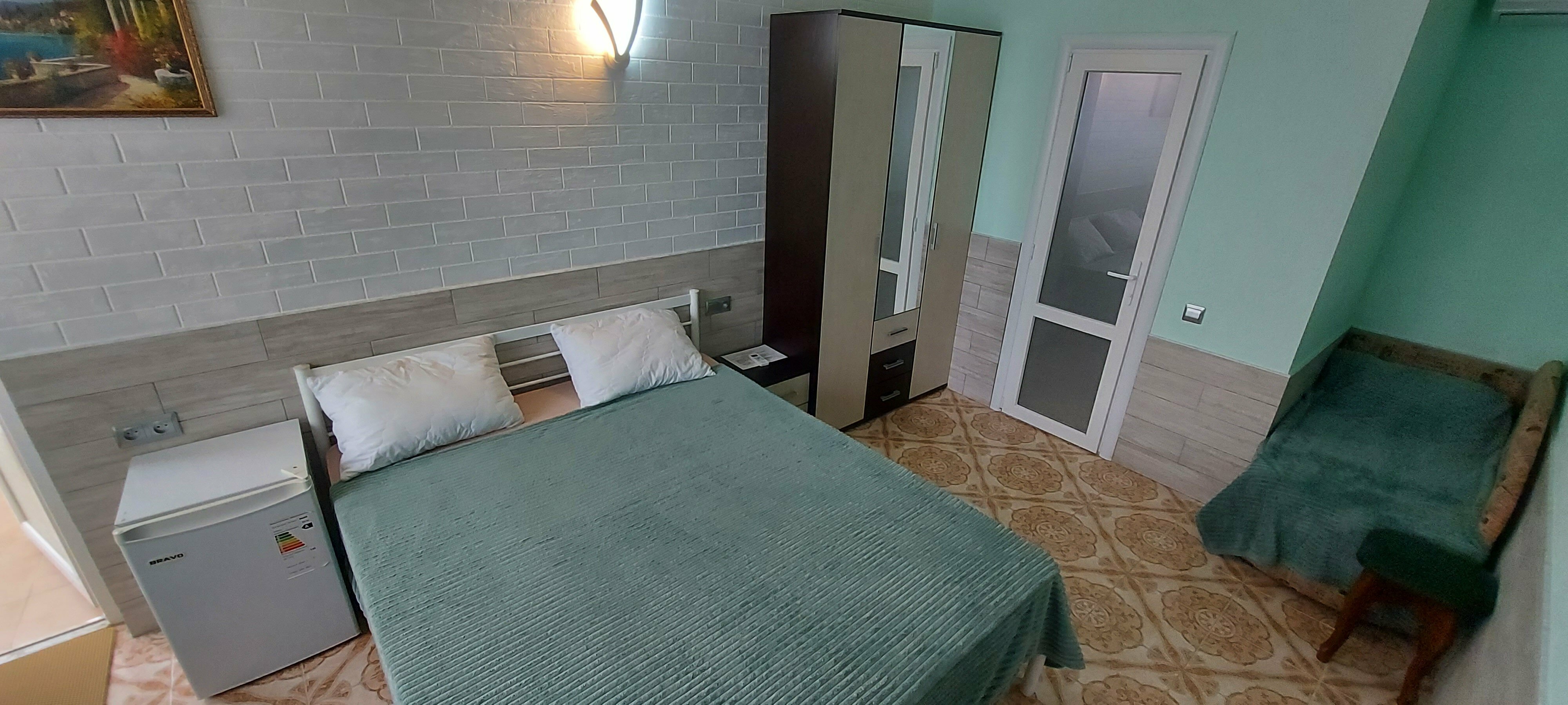 Улучшенный четырехместный номер