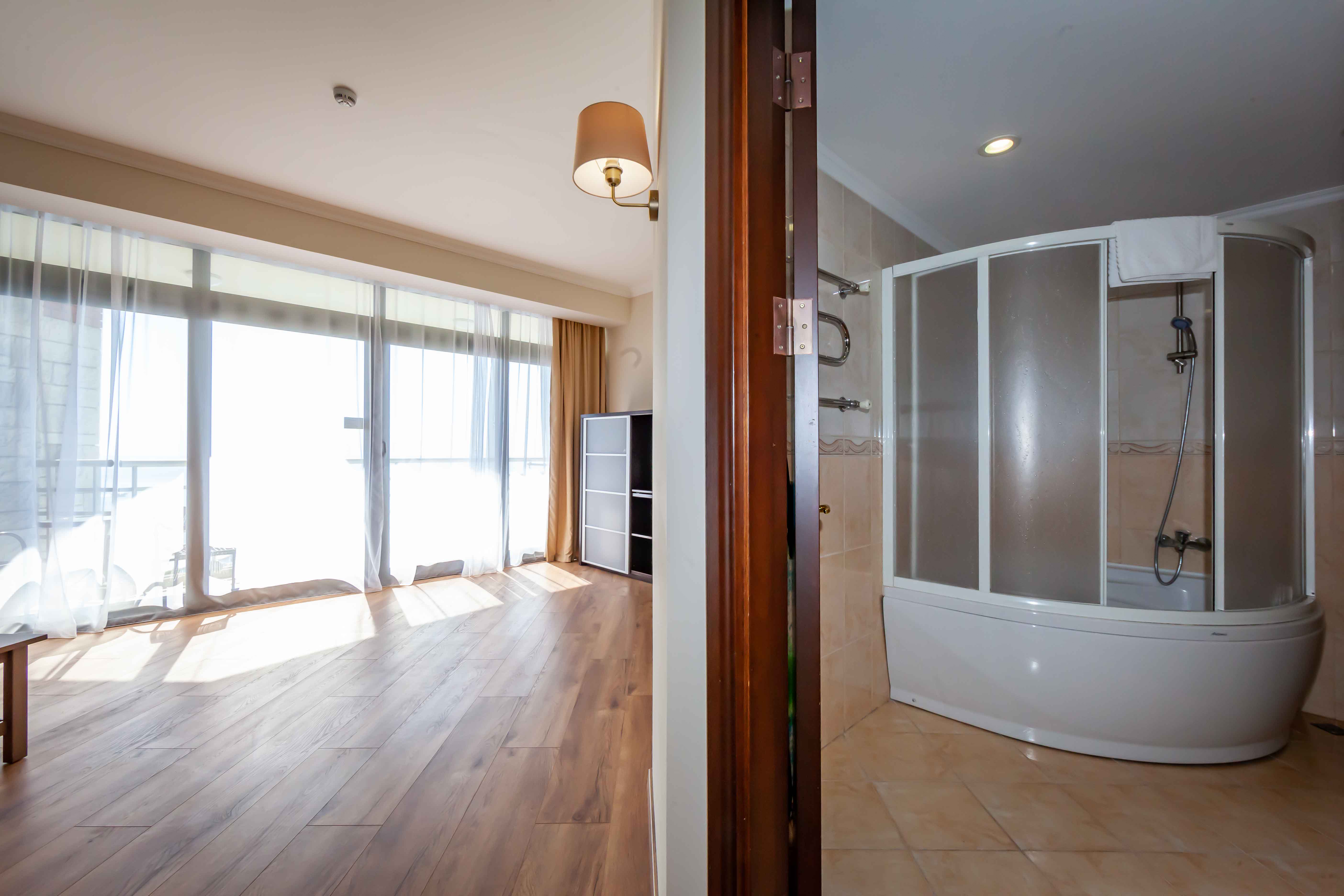 Люкс с видом на море