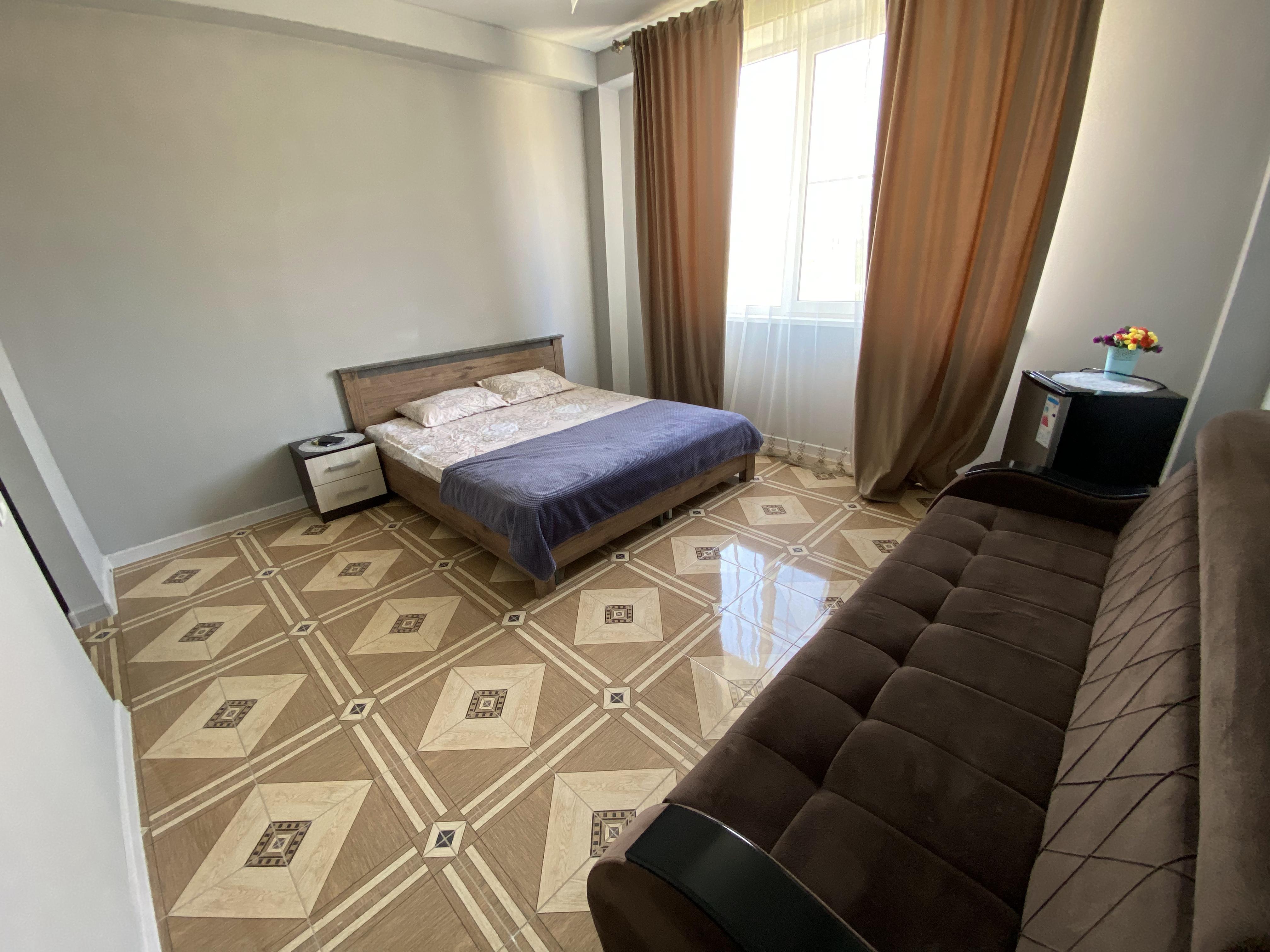 Семейный номер с видом на горы