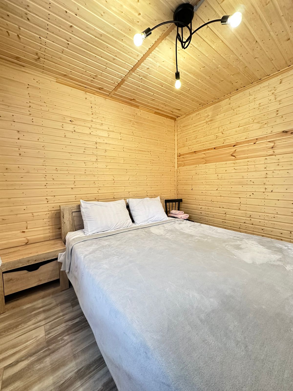 Семейный номер с видом на горы