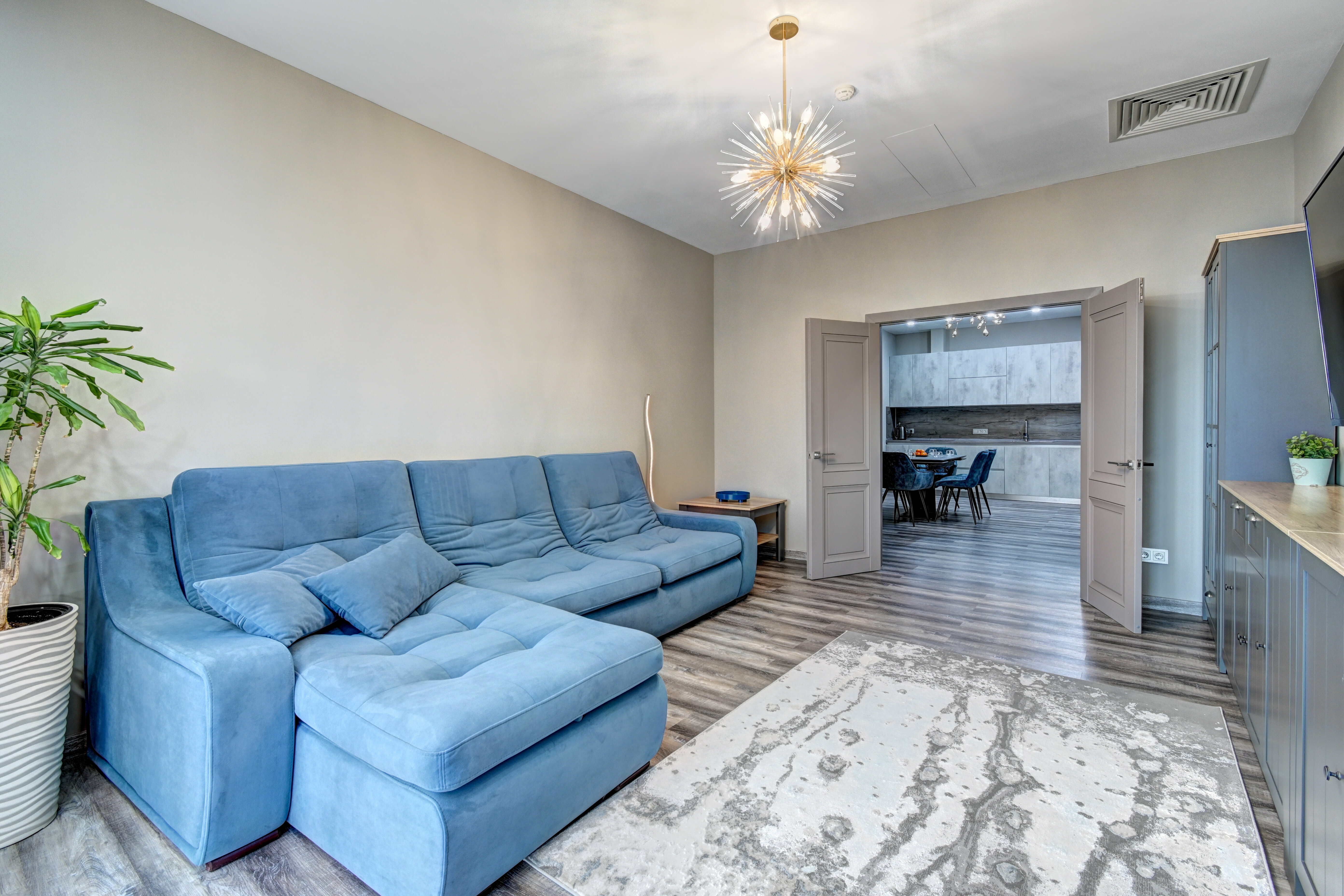 Семейный номер с видом на море