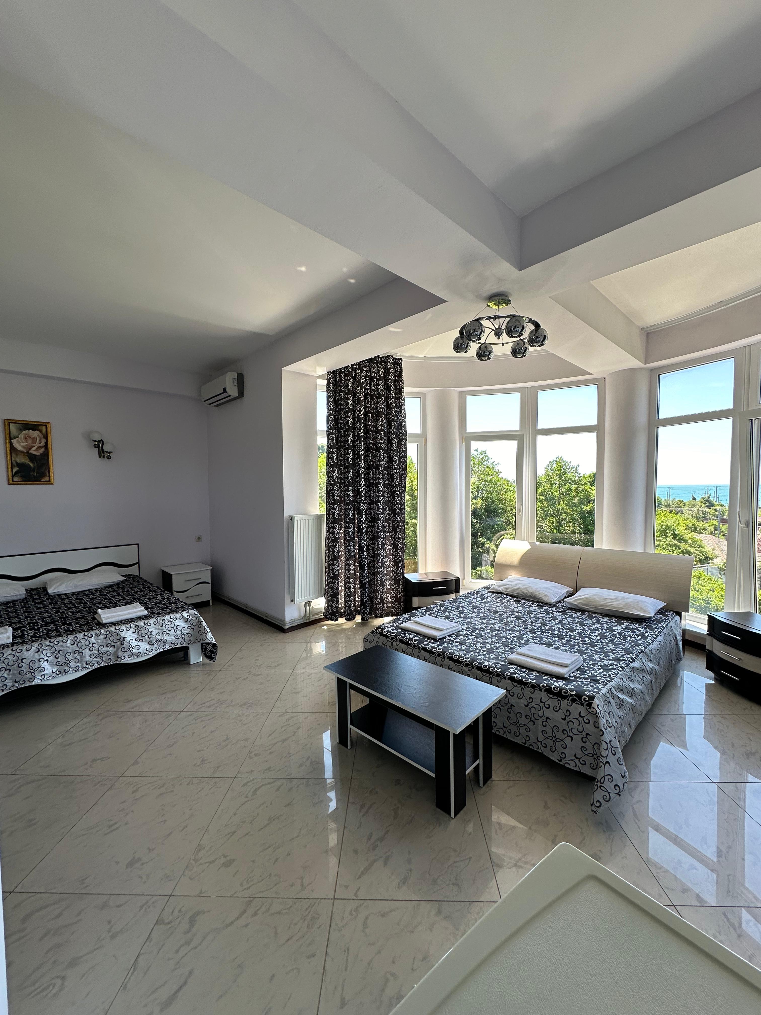 Улучшенный люкс с кроватью размера «king-size»