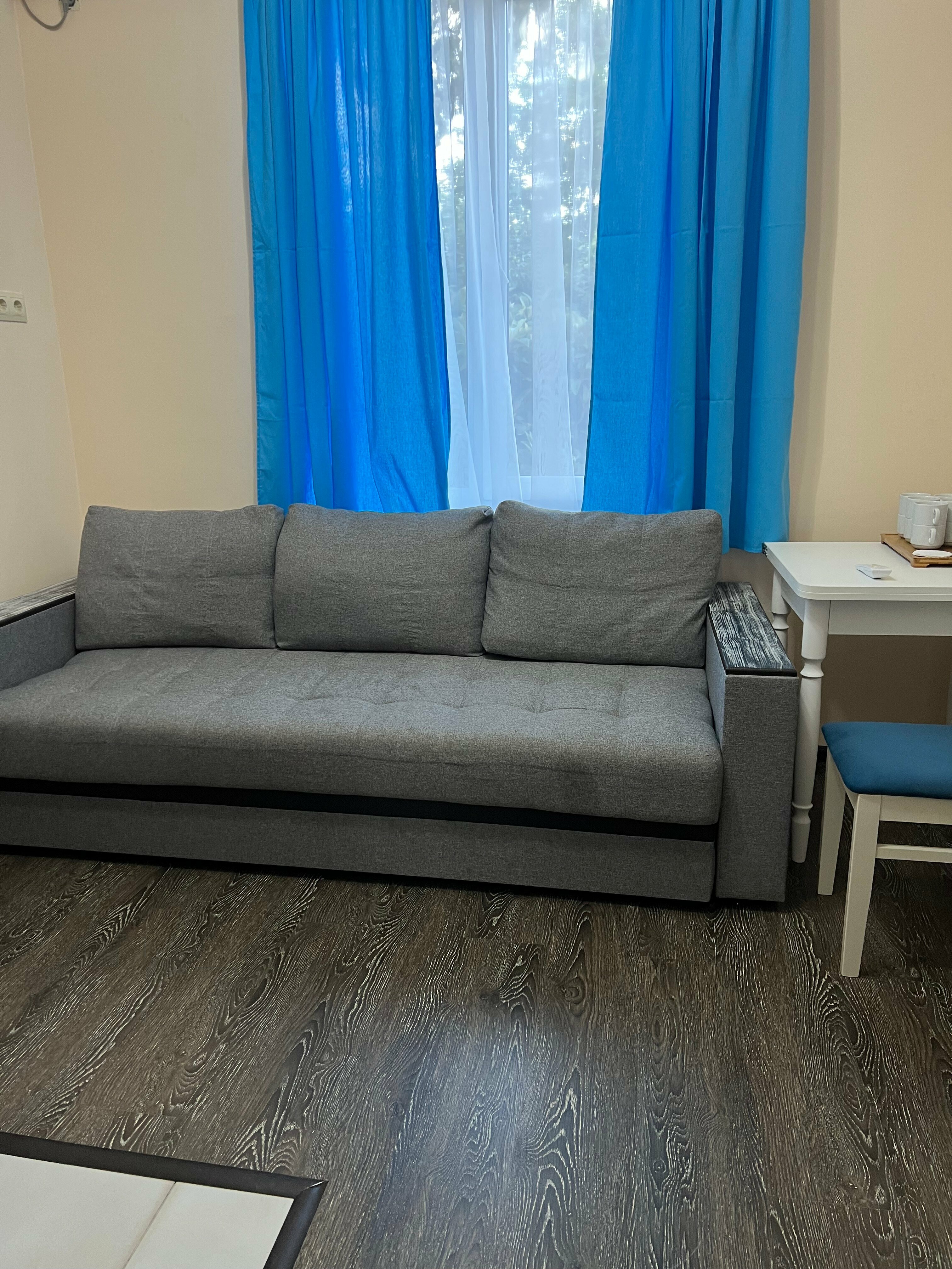 Этаж с отдельным входом 4 комнатный  с 2 санузлами №3