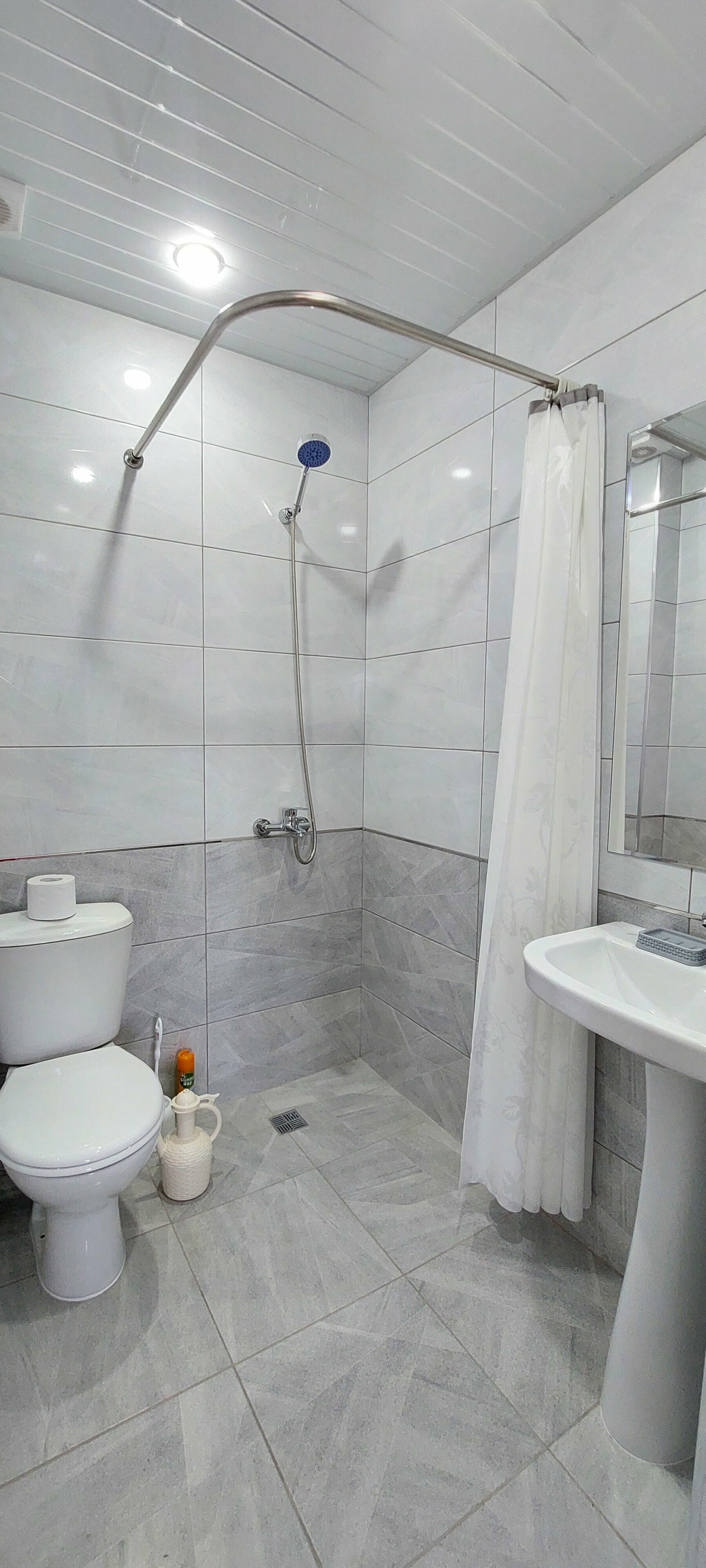 Двухместный номер с 1 кроватью и собственной ванной комнатой