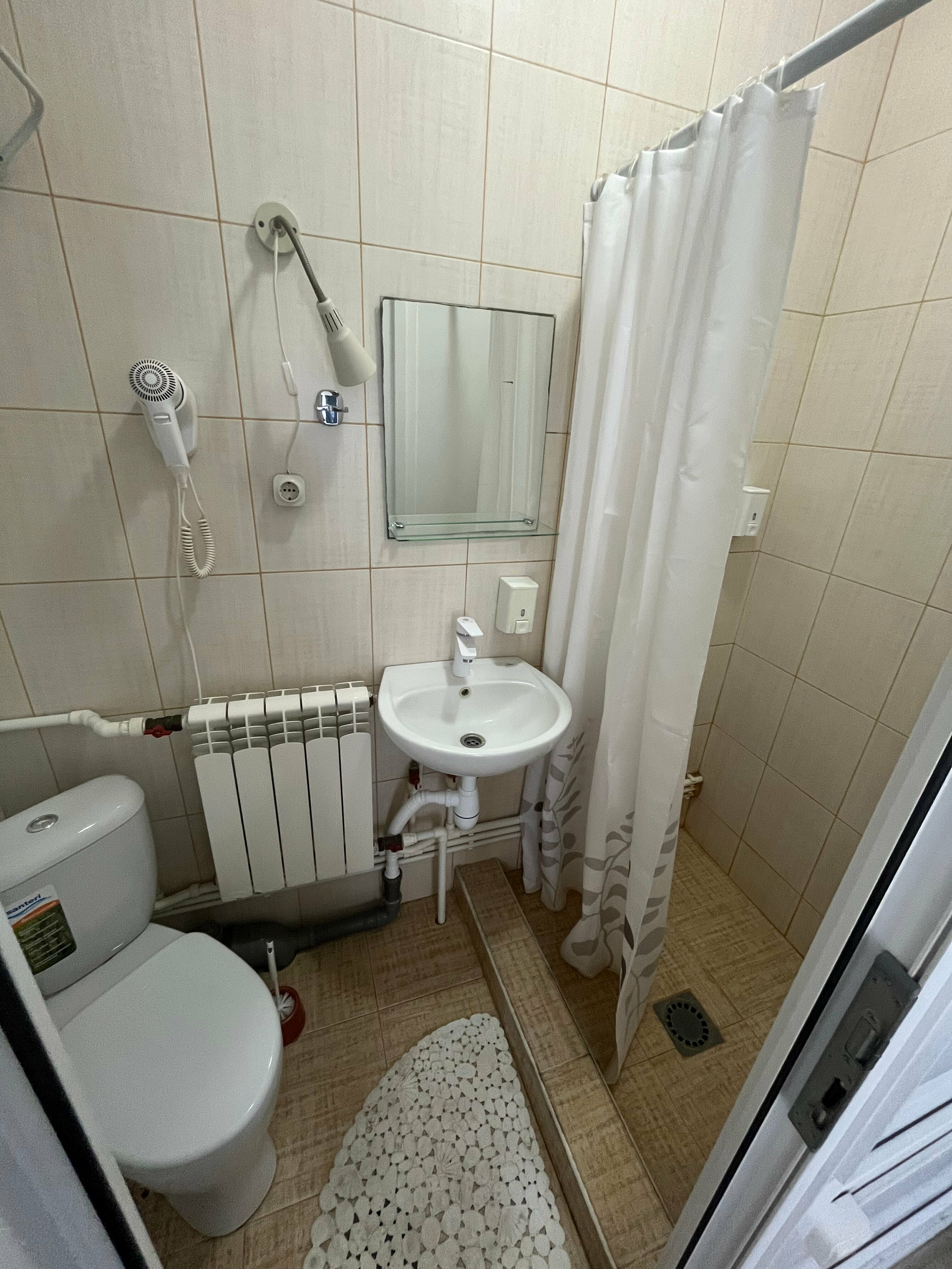 Двухместный номер с 1 кроватью и собственной ванной комнатой