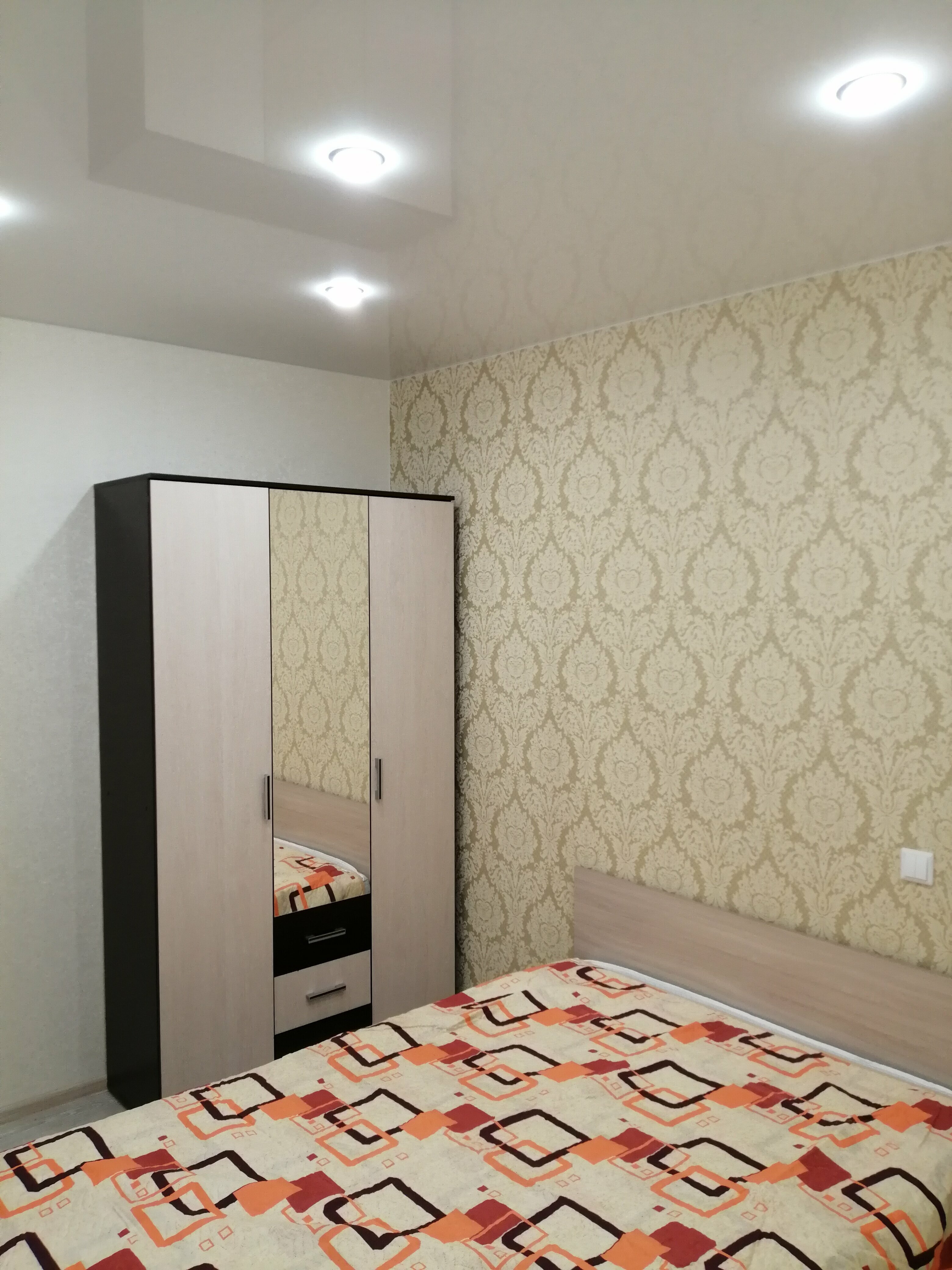 Cемейный номер с собственной ванной комнатой