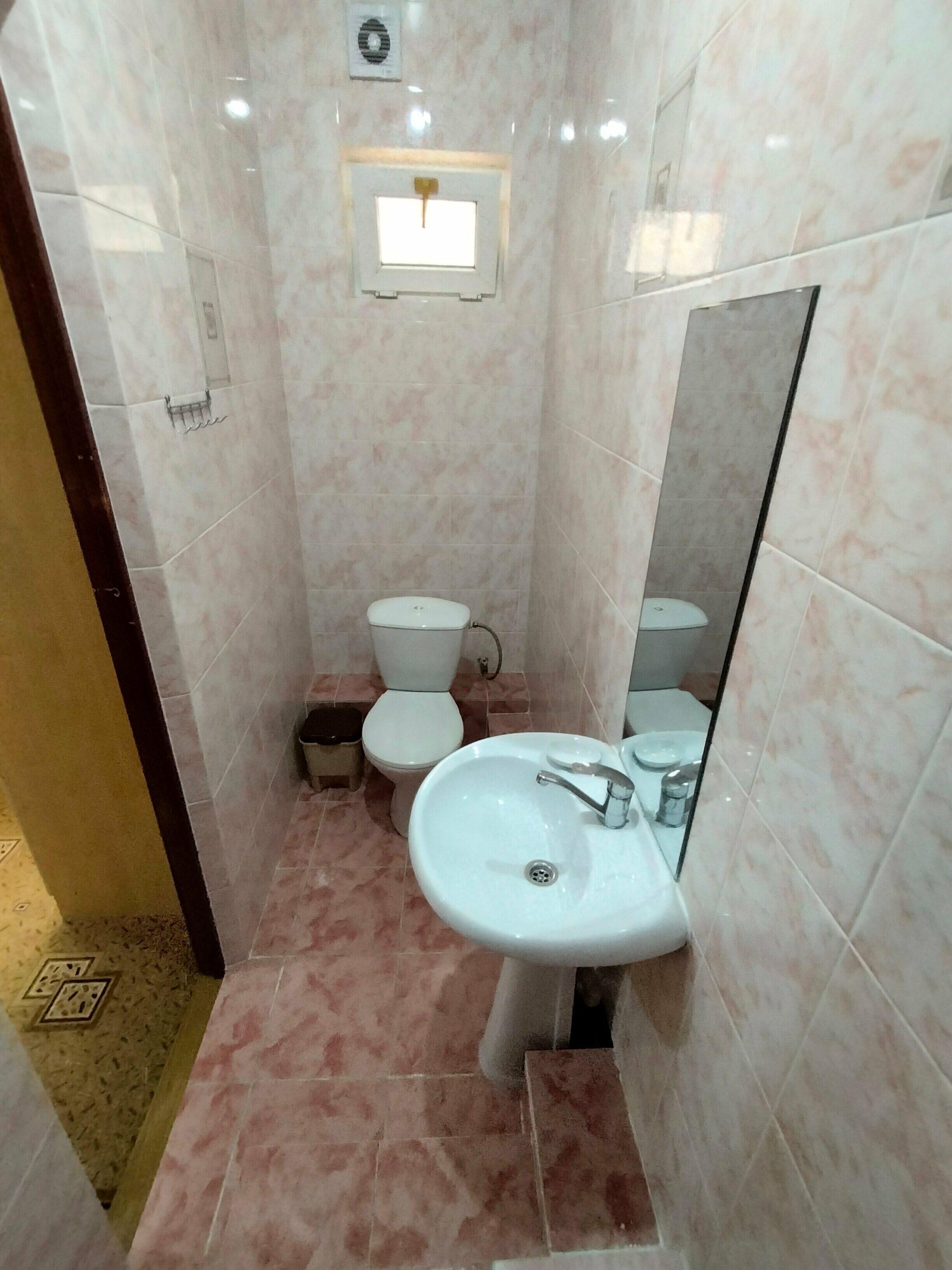 Двухместный номер с 2 отдельными кроватями и ванной