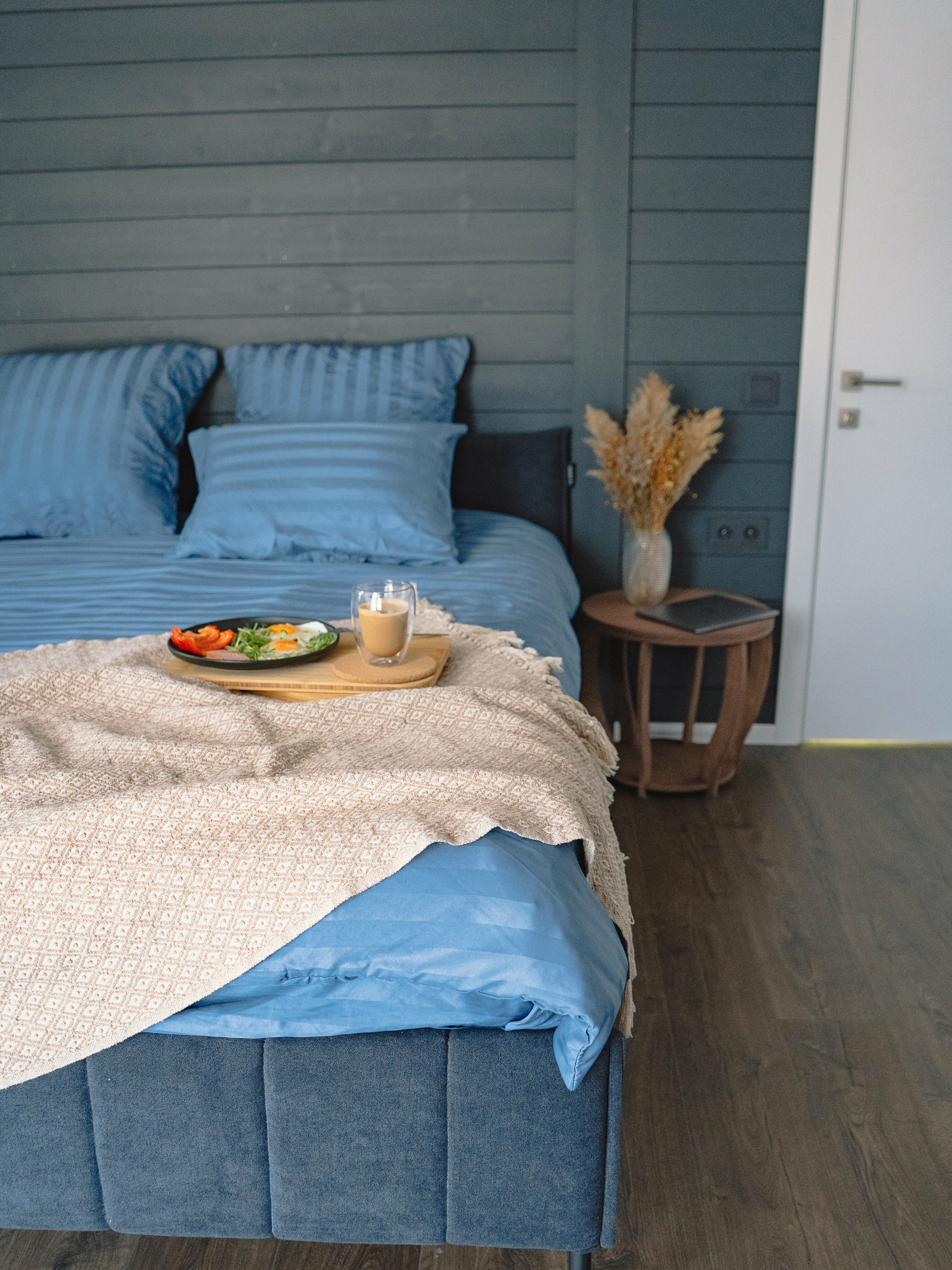 Дом с видом на озеро