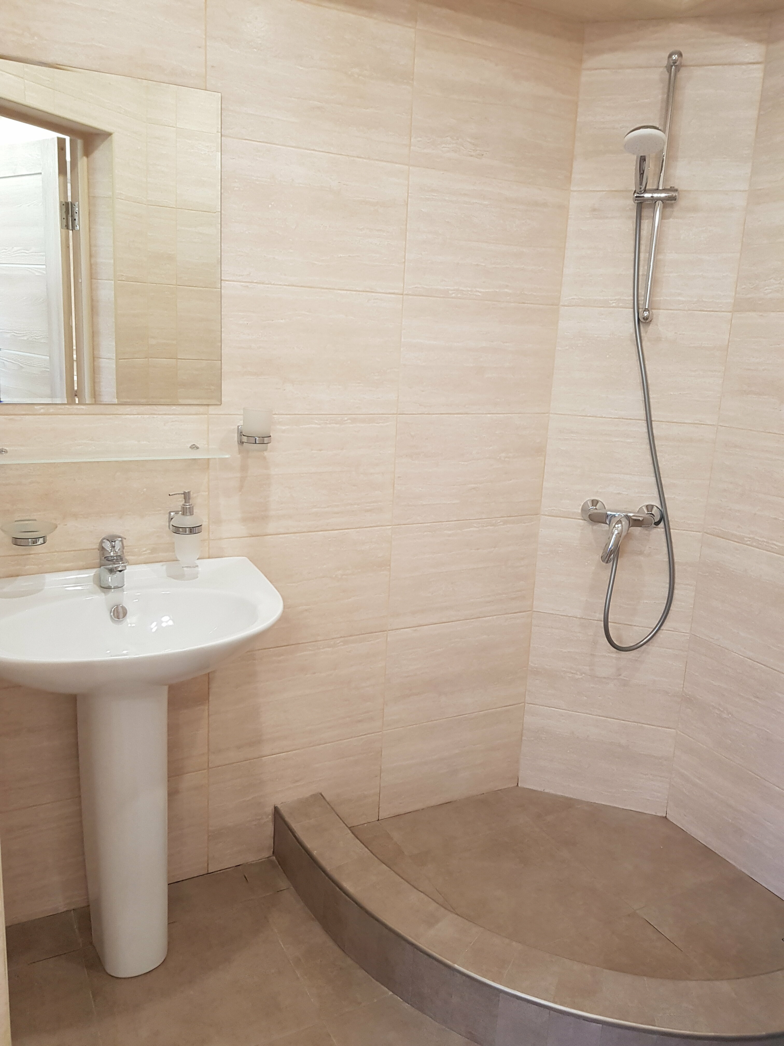 Апартаменты