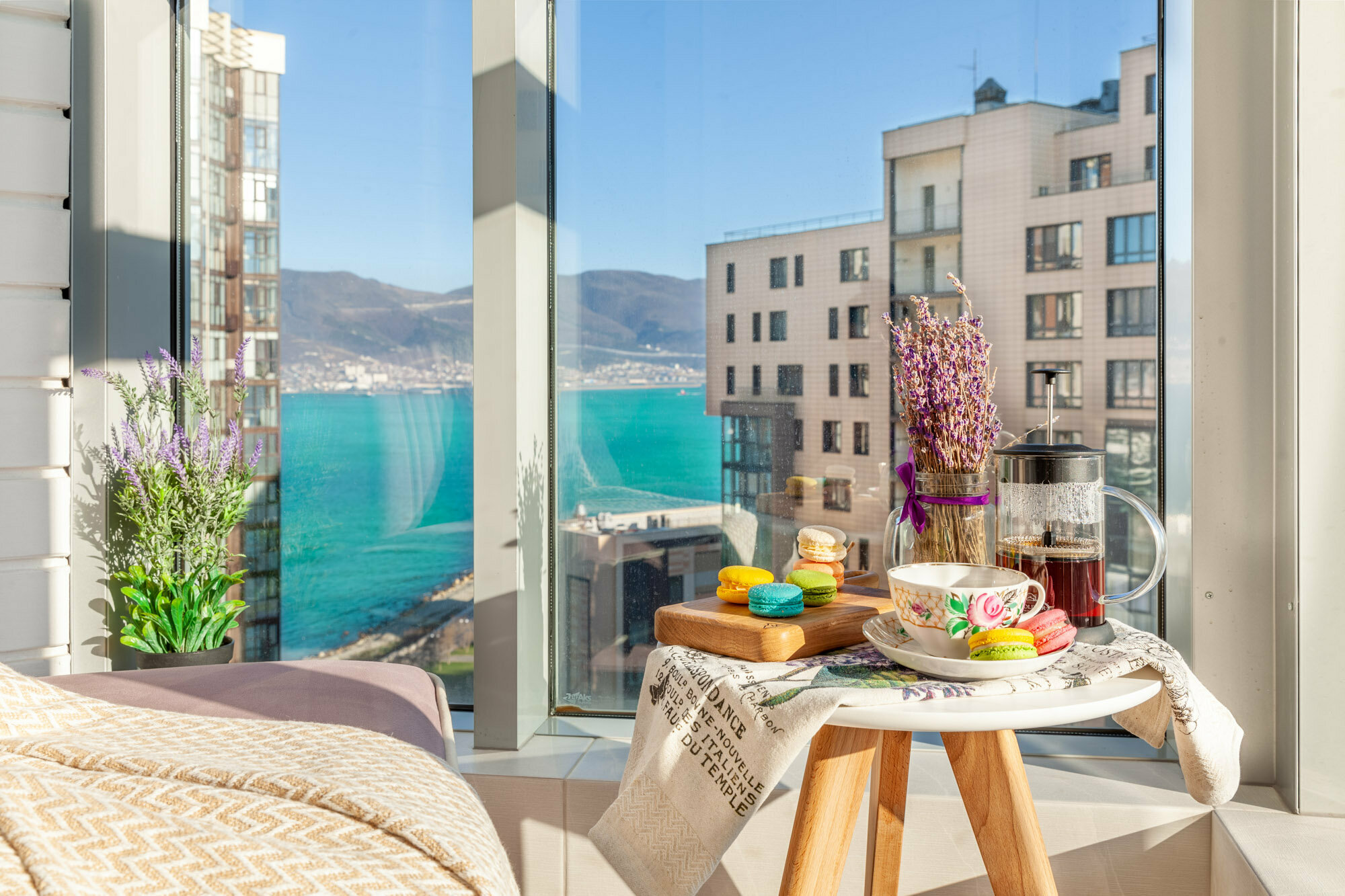 Апартаменты-студия с видом на море