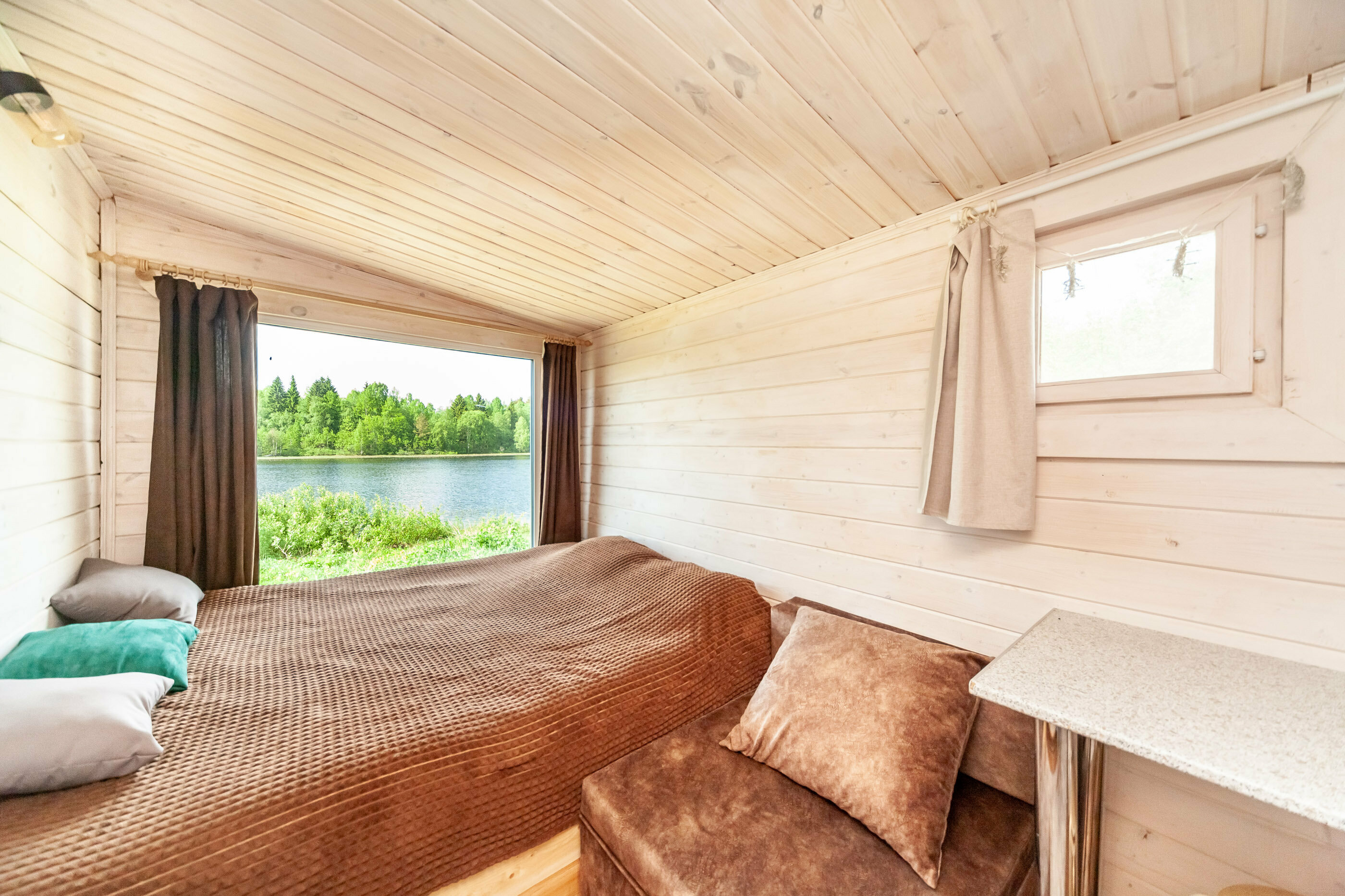 Двухместный номер с 1 кроватью и видом на озеро