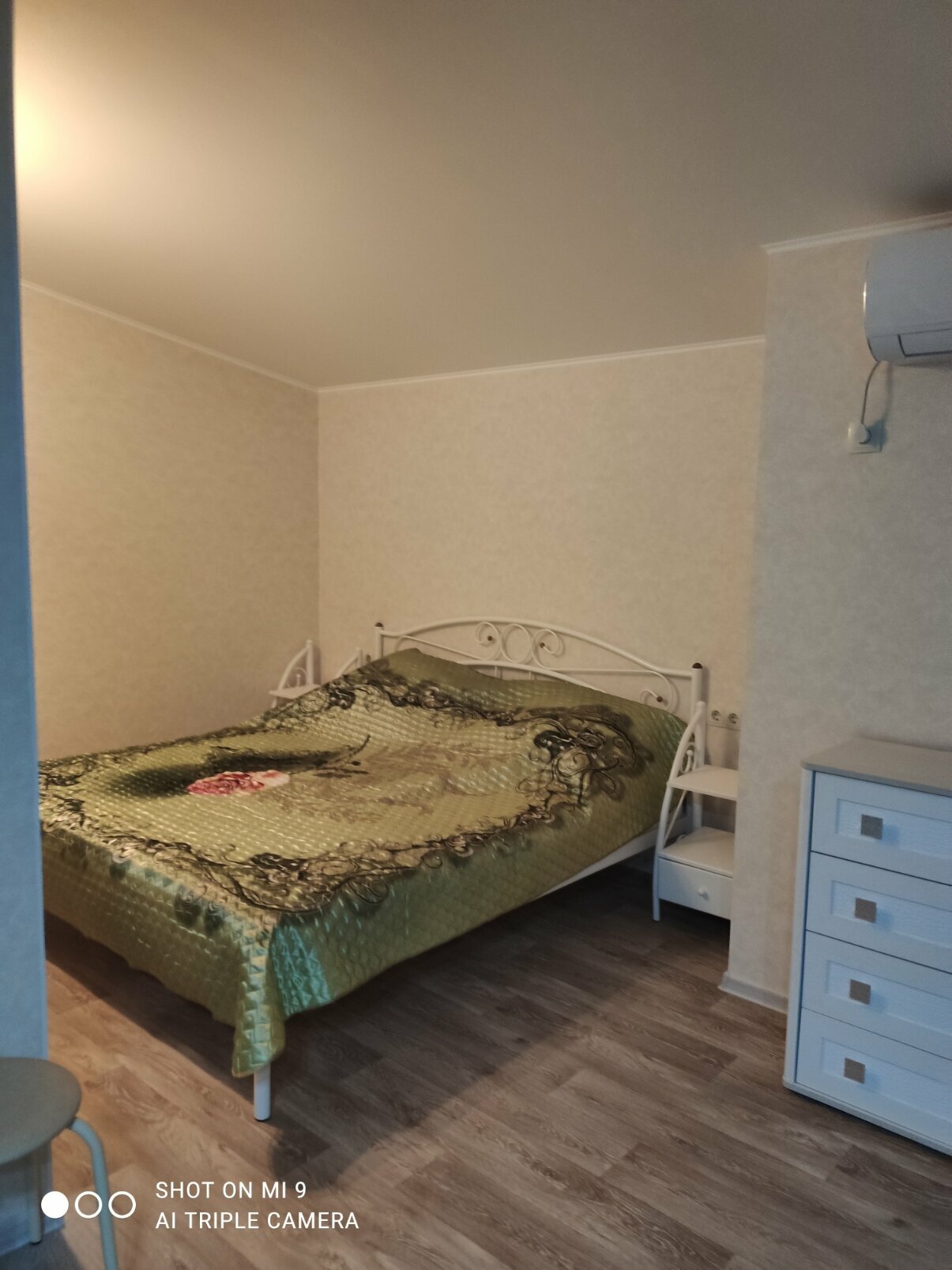 Номер-студия Делюкс с кроватью размера «king-size»