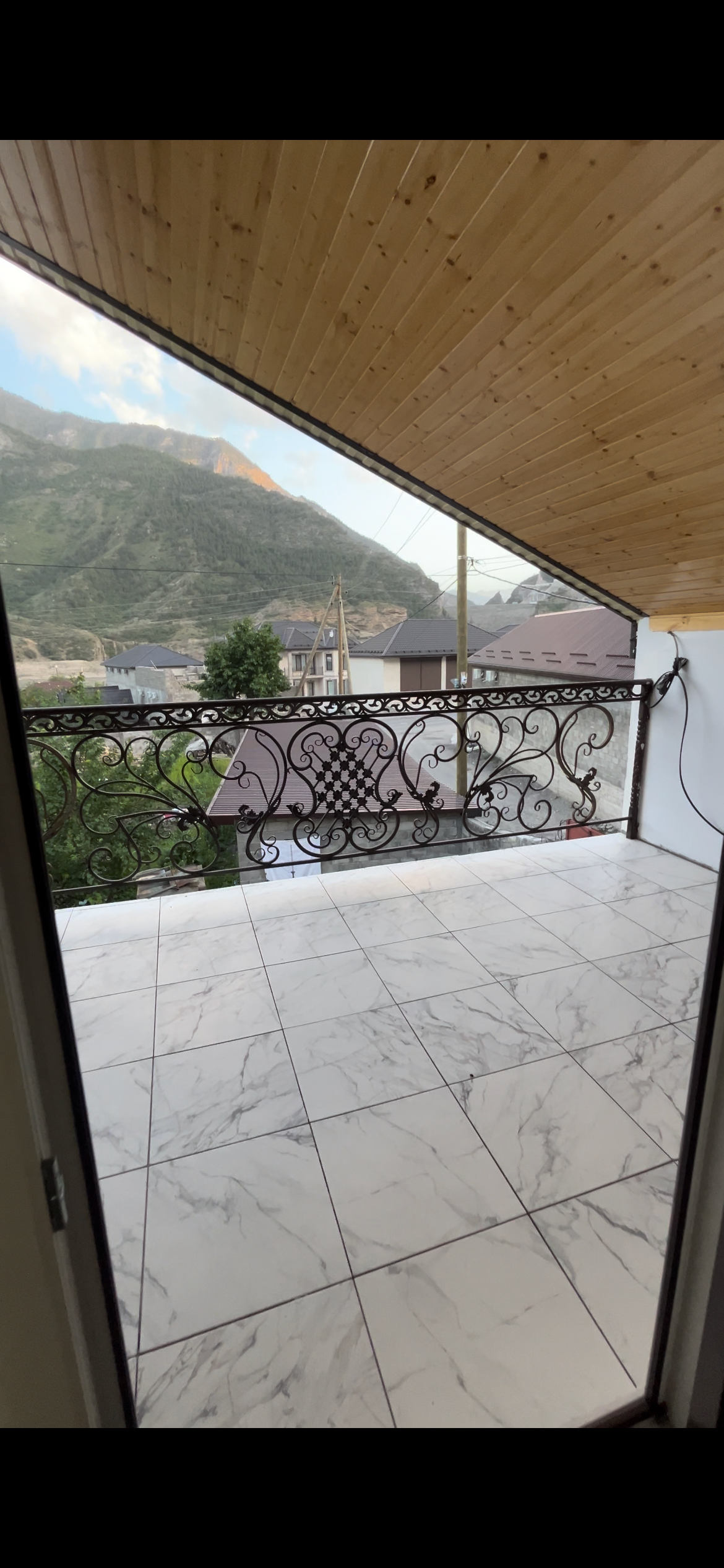 Трехместный номер «Комфорт» с душем