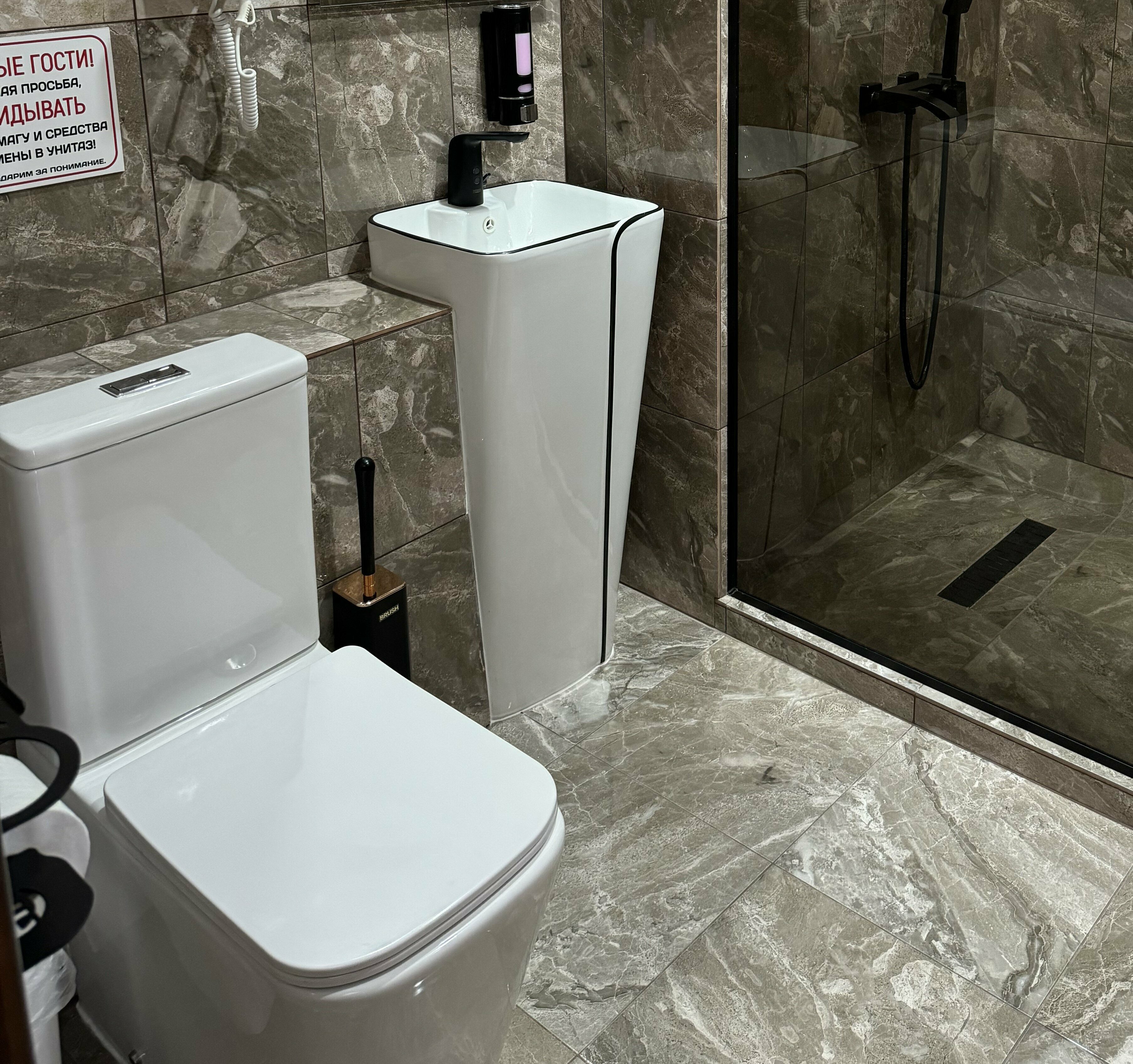 Большой двухместный номер с 1 кроватью